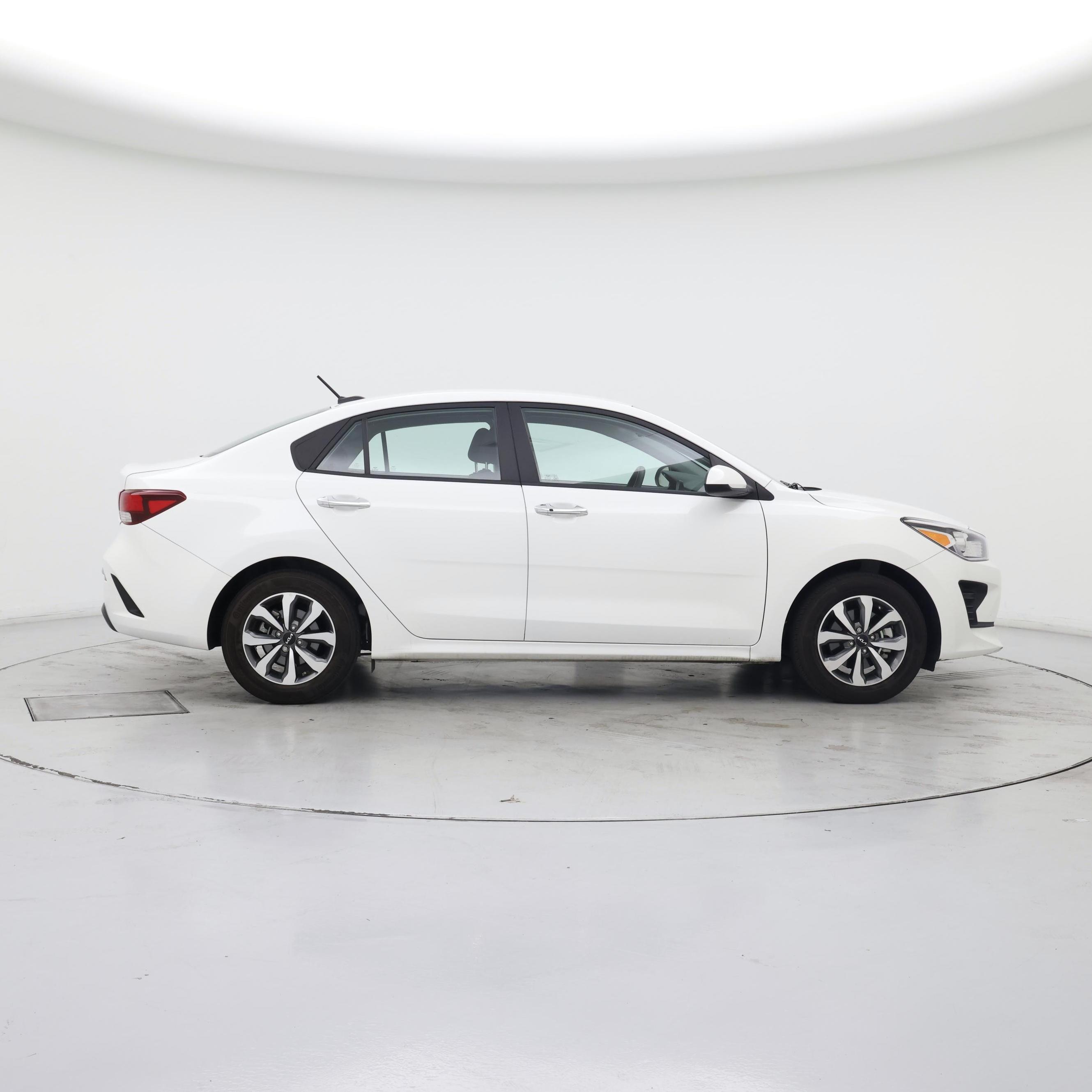Thumbnail: 2023 Kia Rio - 7