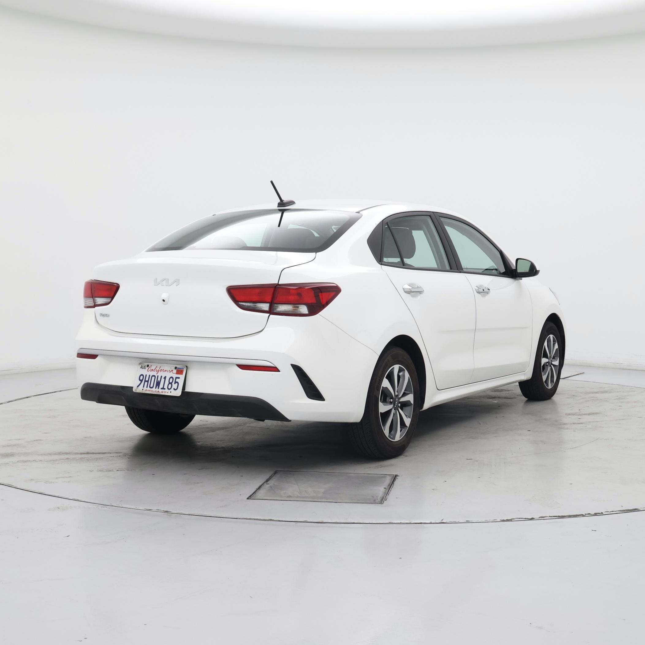 Thumbnail: 2023 Kia Rio - 8