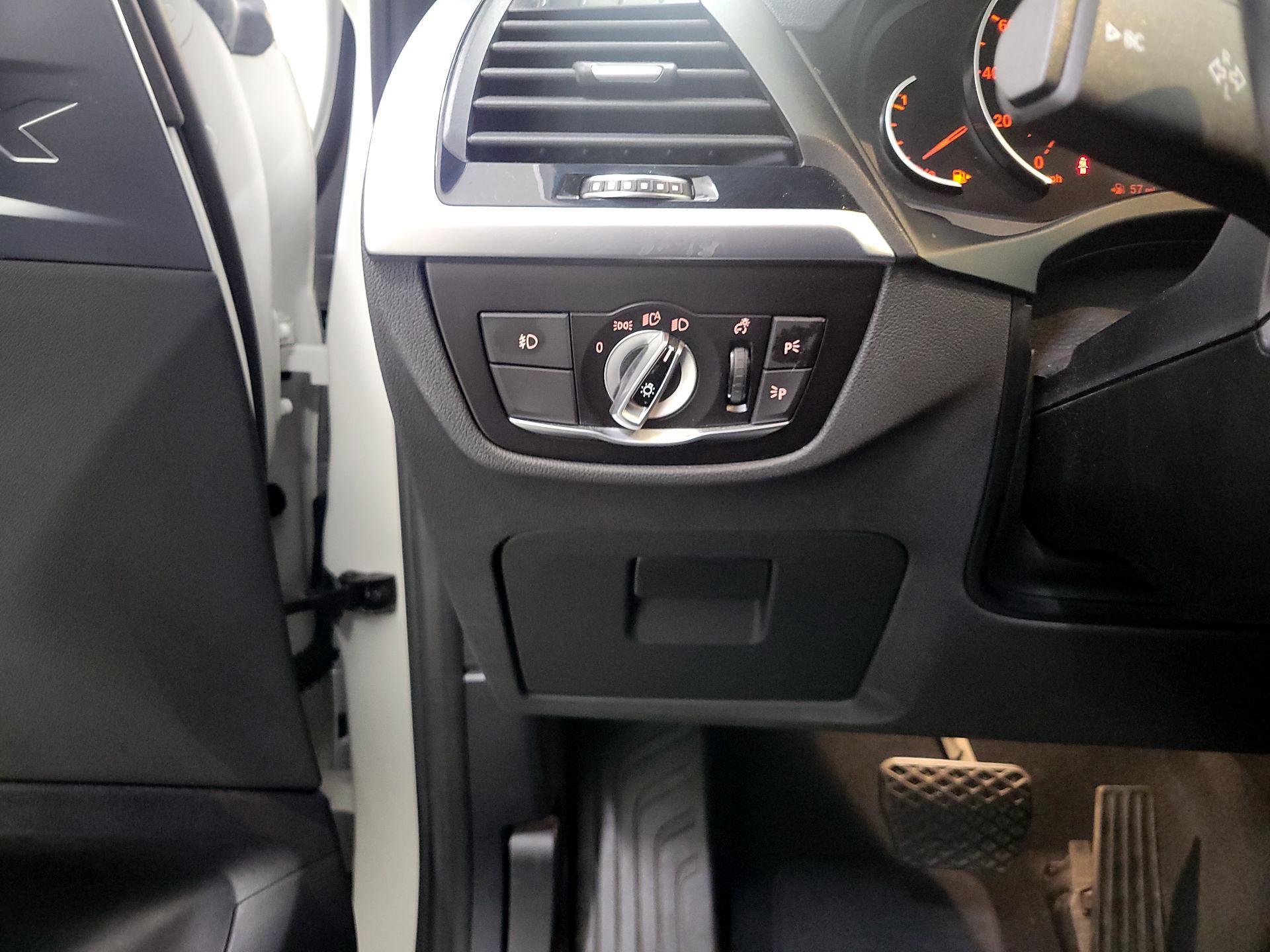 Thumbnail: 2019 BMW X3 - 13