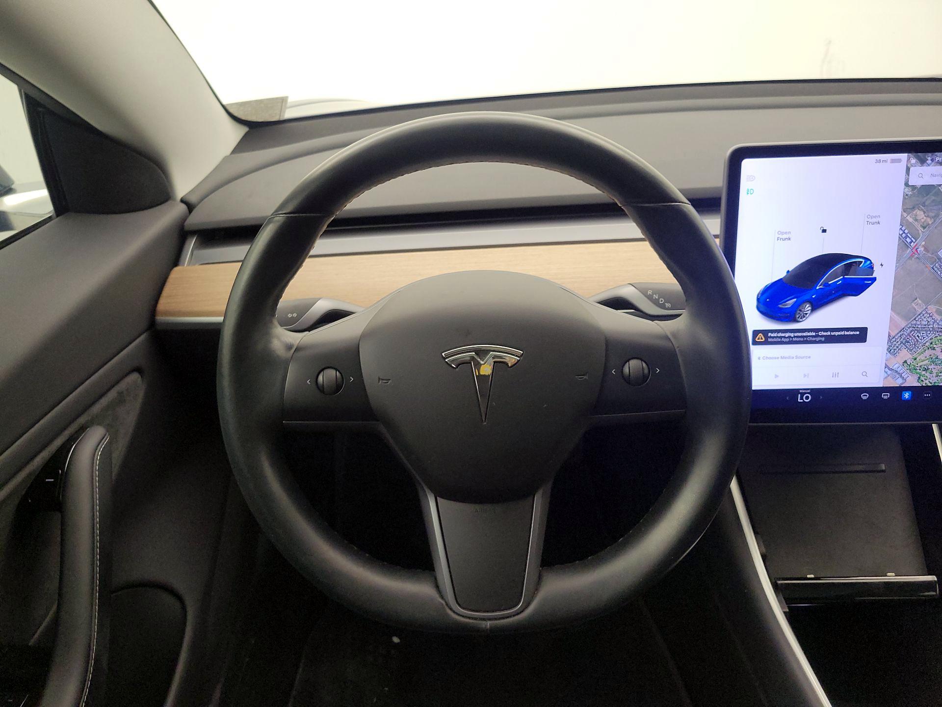 Thumbnail: 2018 Tesla Model 3 - 10