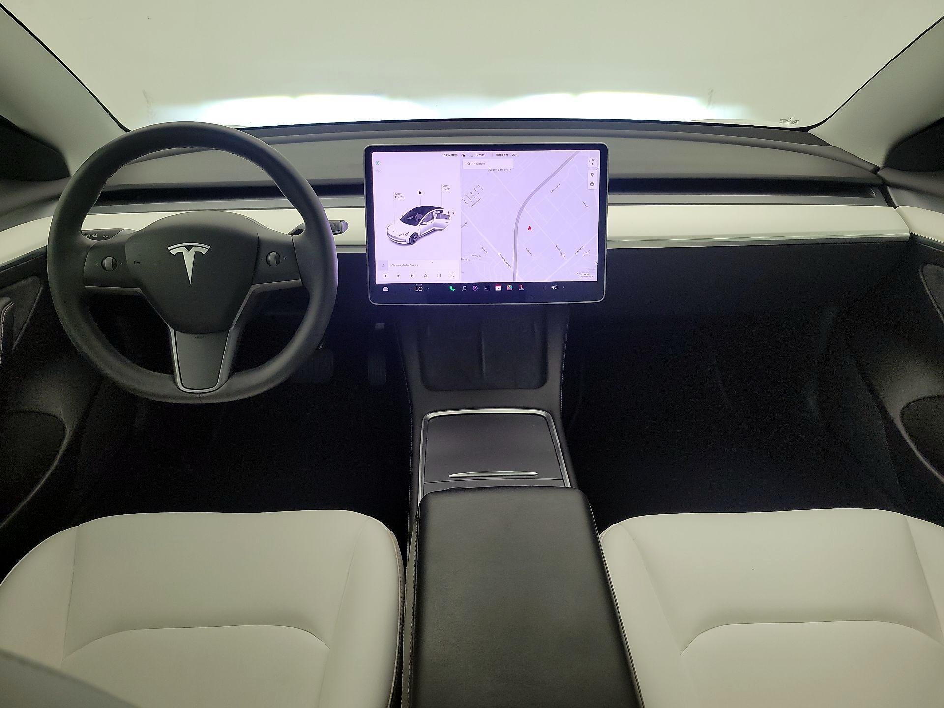 Thumbnail: 2021 Tesla Model 3 - 9