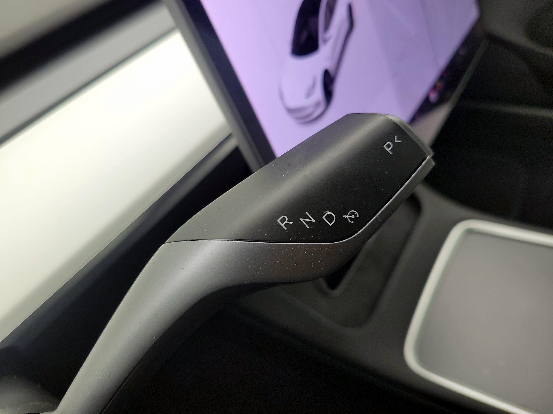 Thumbnail: 2021 Tesla Model 3 - 17