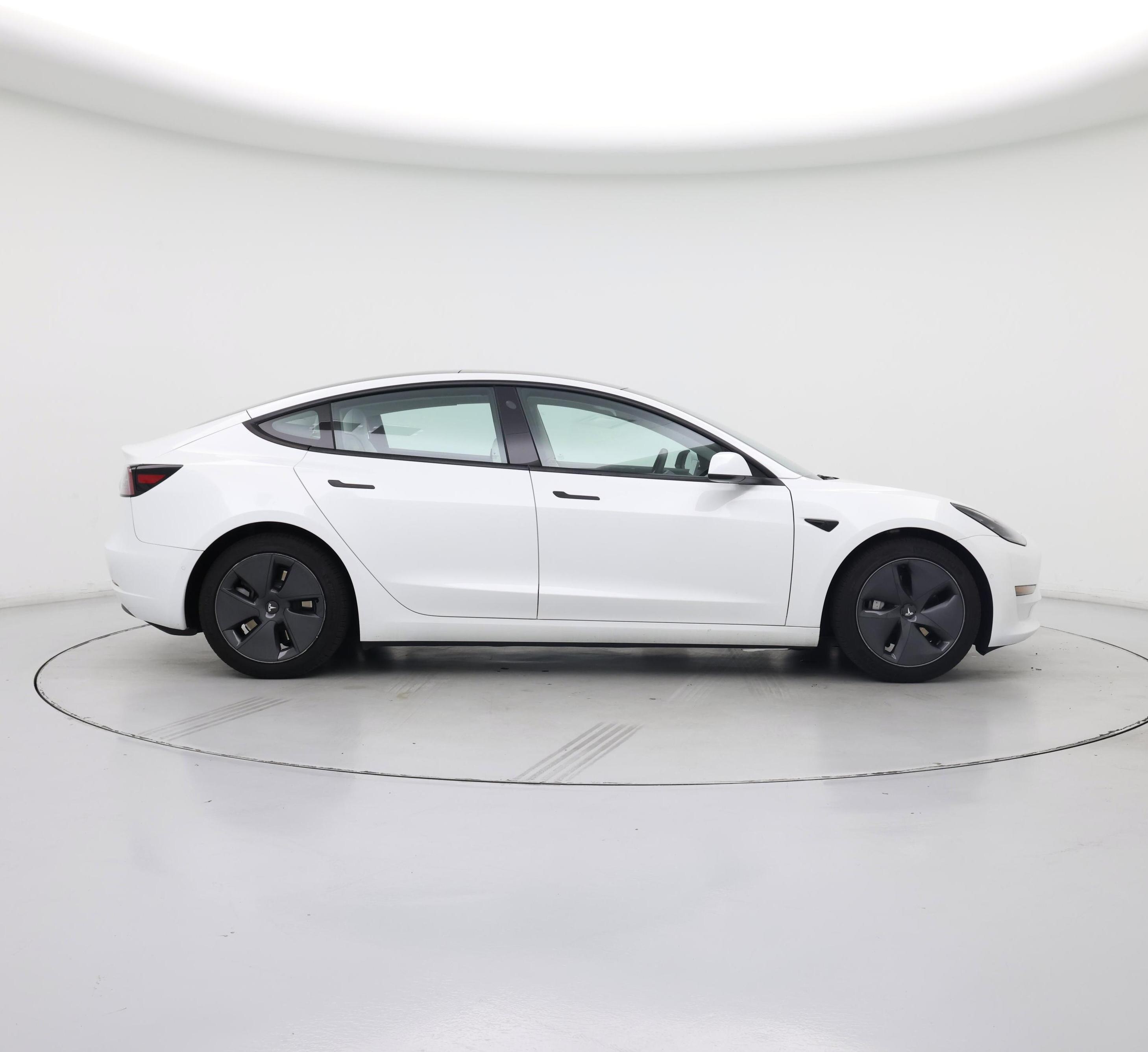 Thumbnail: 2021 Tesla Model 3 - 7