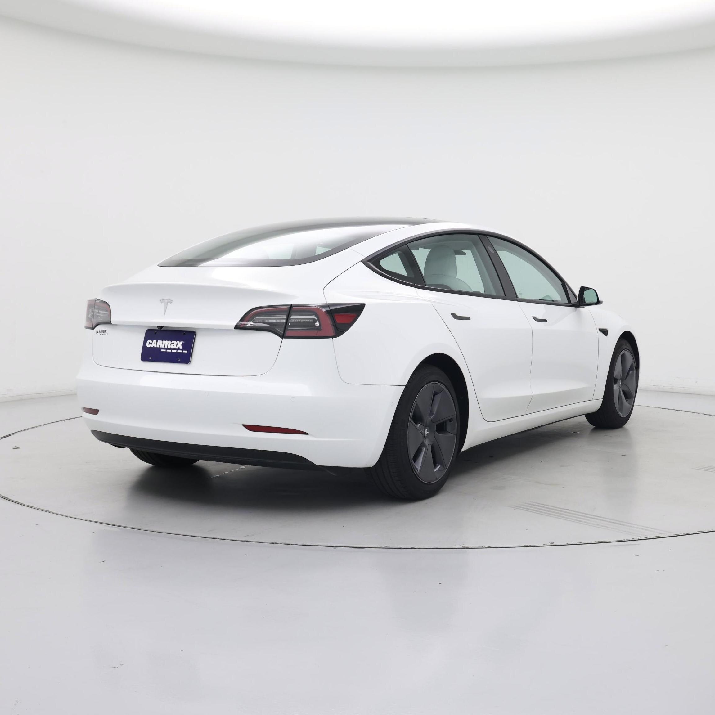 Thumbnail: 2021 Tesla Model 3 - 8