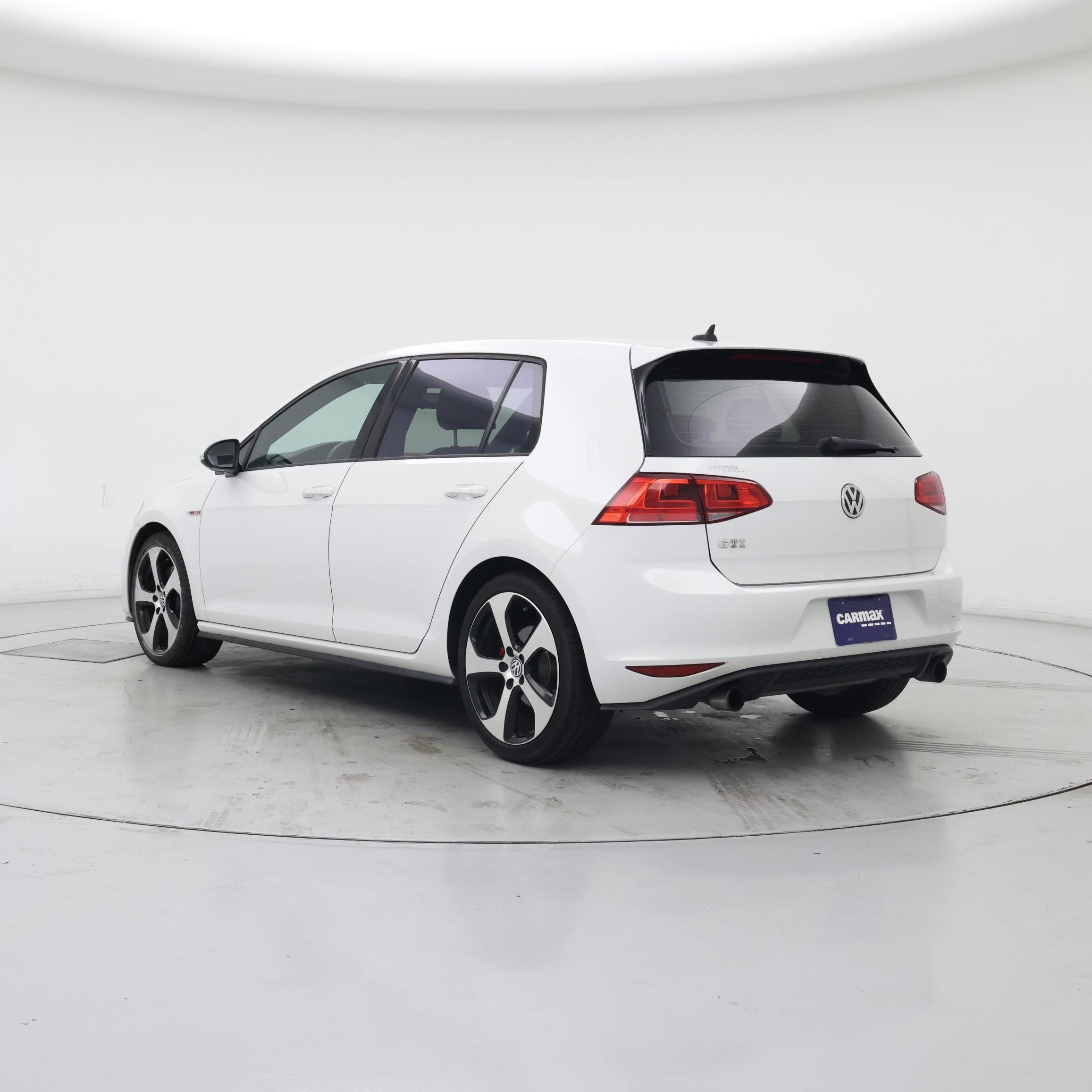Thumbnail: 2016 Volkswagen Golf - 2