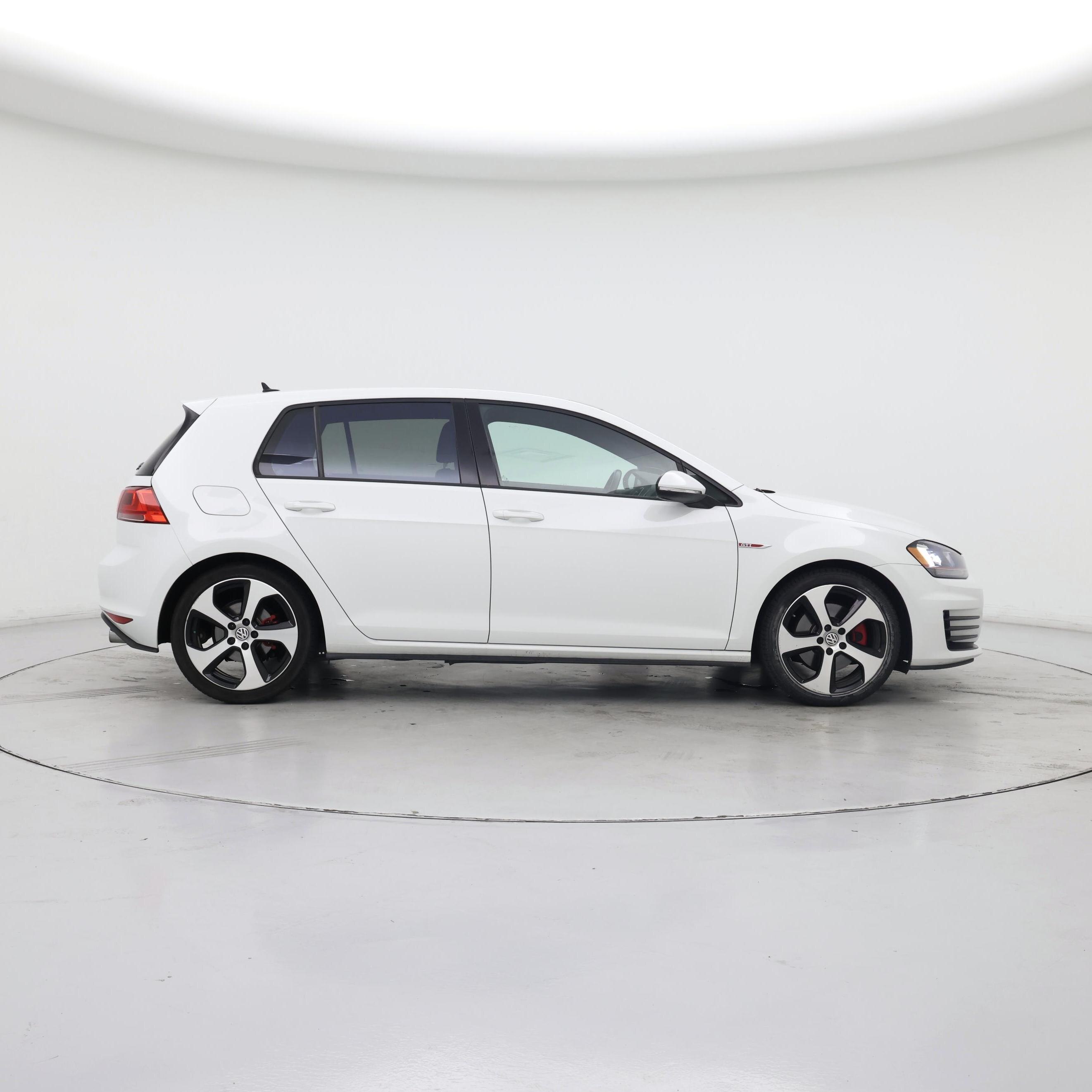 Thumbnail: 2016 Volkswagen Golf - 7