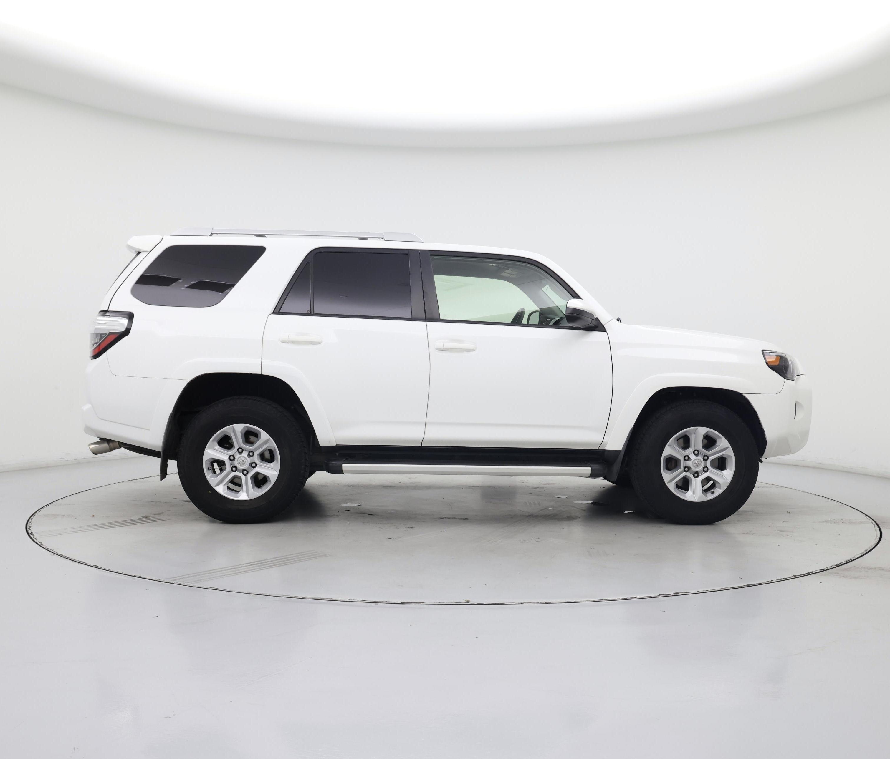 Thumbnail: 2018 Toyota 4Runner - 7