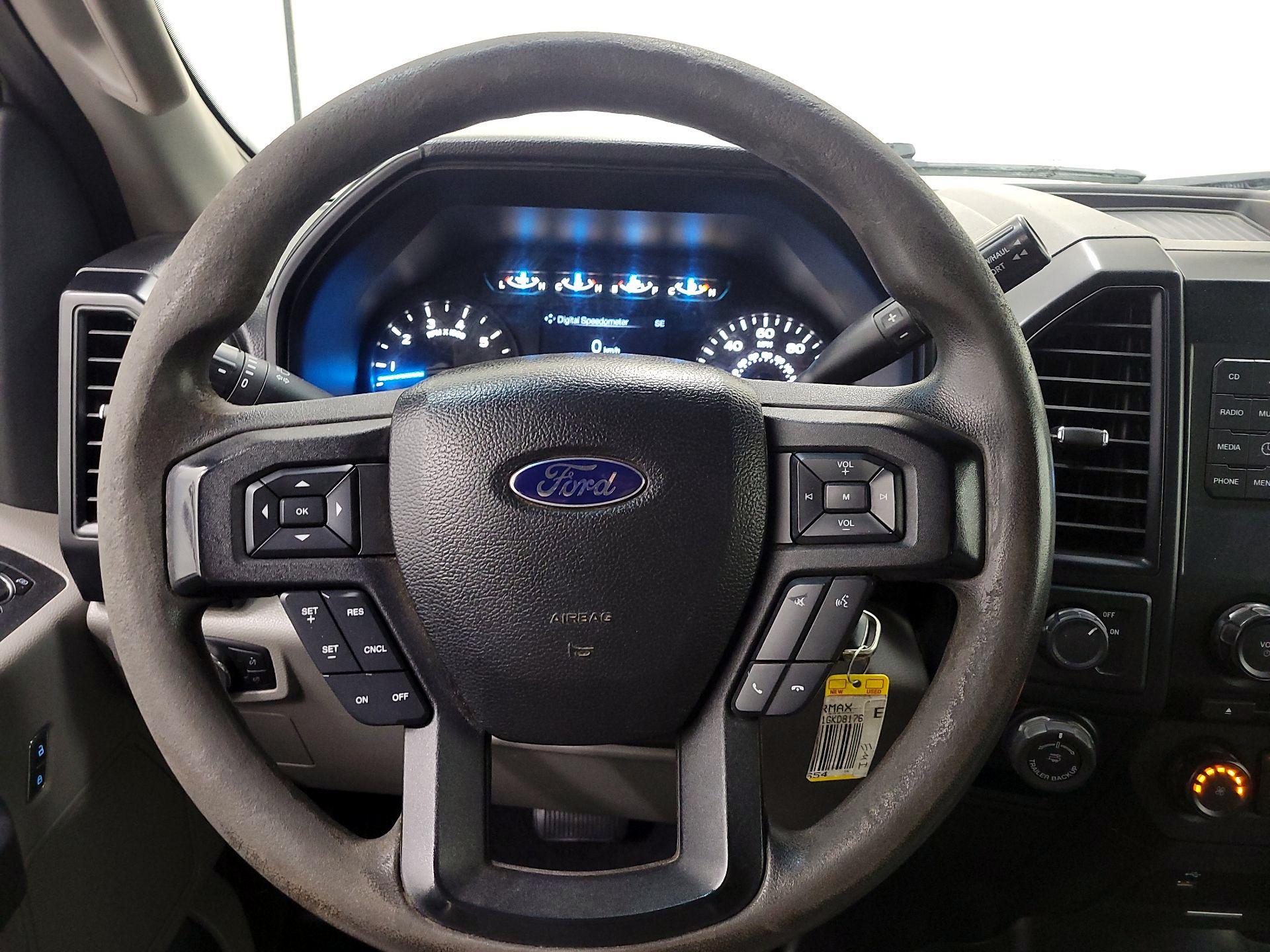 Thumbnail: 2016 Ford F-150 - 10