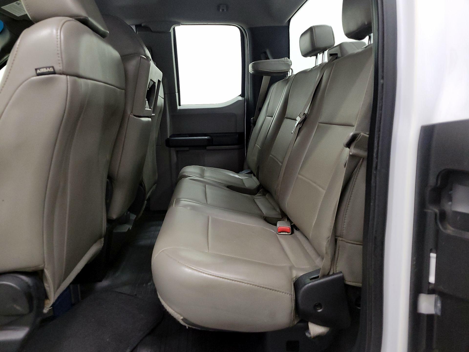 Thumbnail: 2016 Ford F-150 - 19