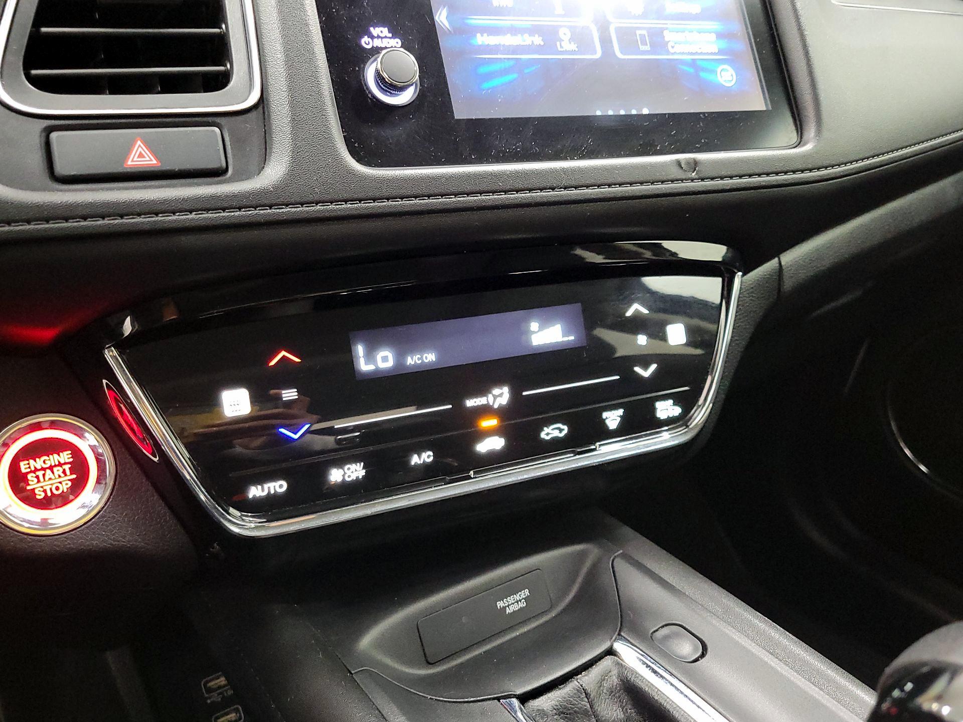 Thumbnail: 2019 Honda HR-V - 16