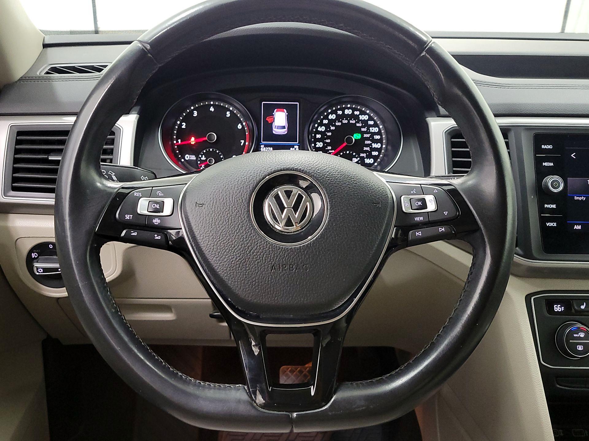 Thumbnail: 2019 Volkswagen Atlas - 10