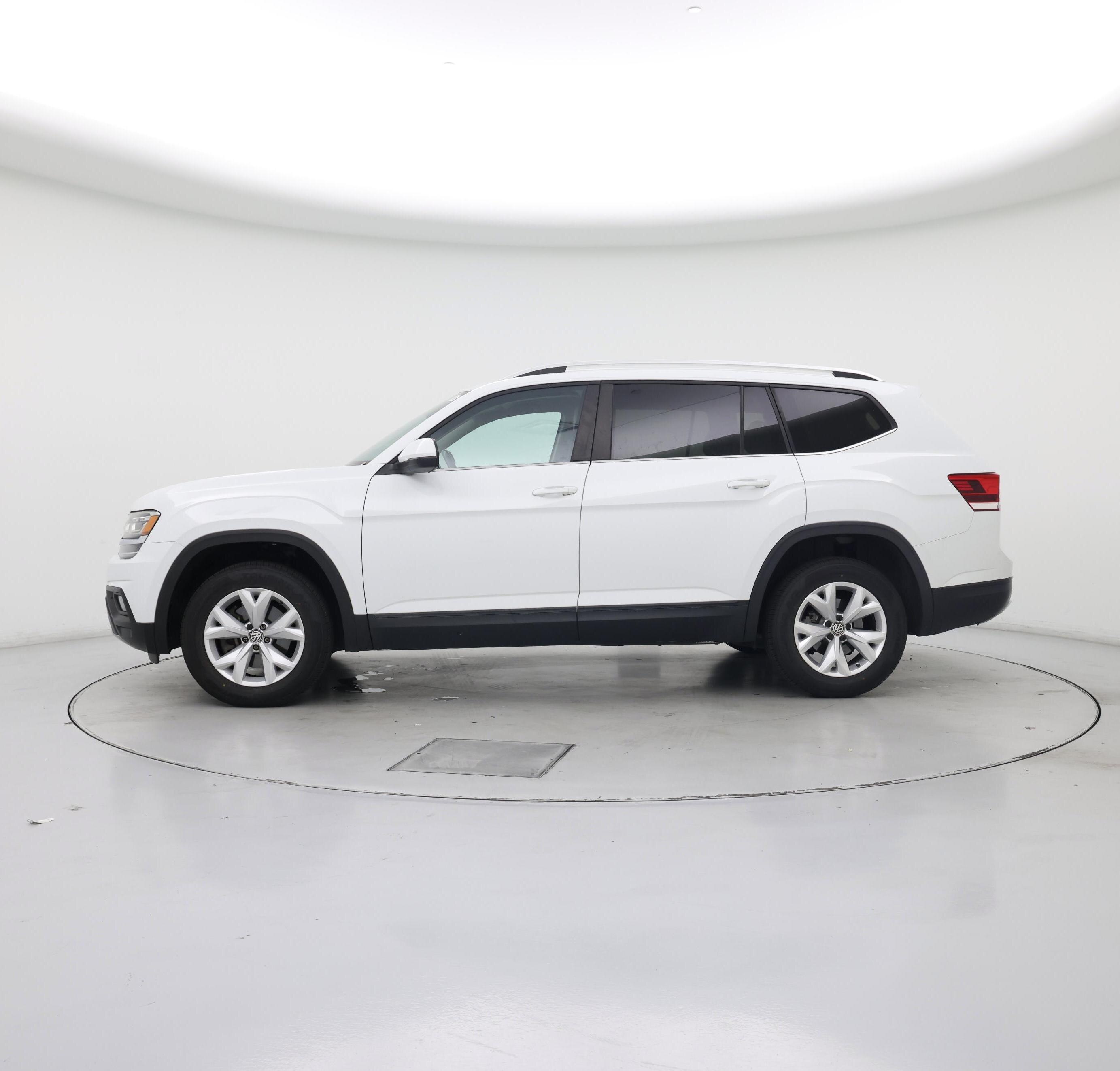 Thumbnail: 2019 Volkswagen Atlas - 3