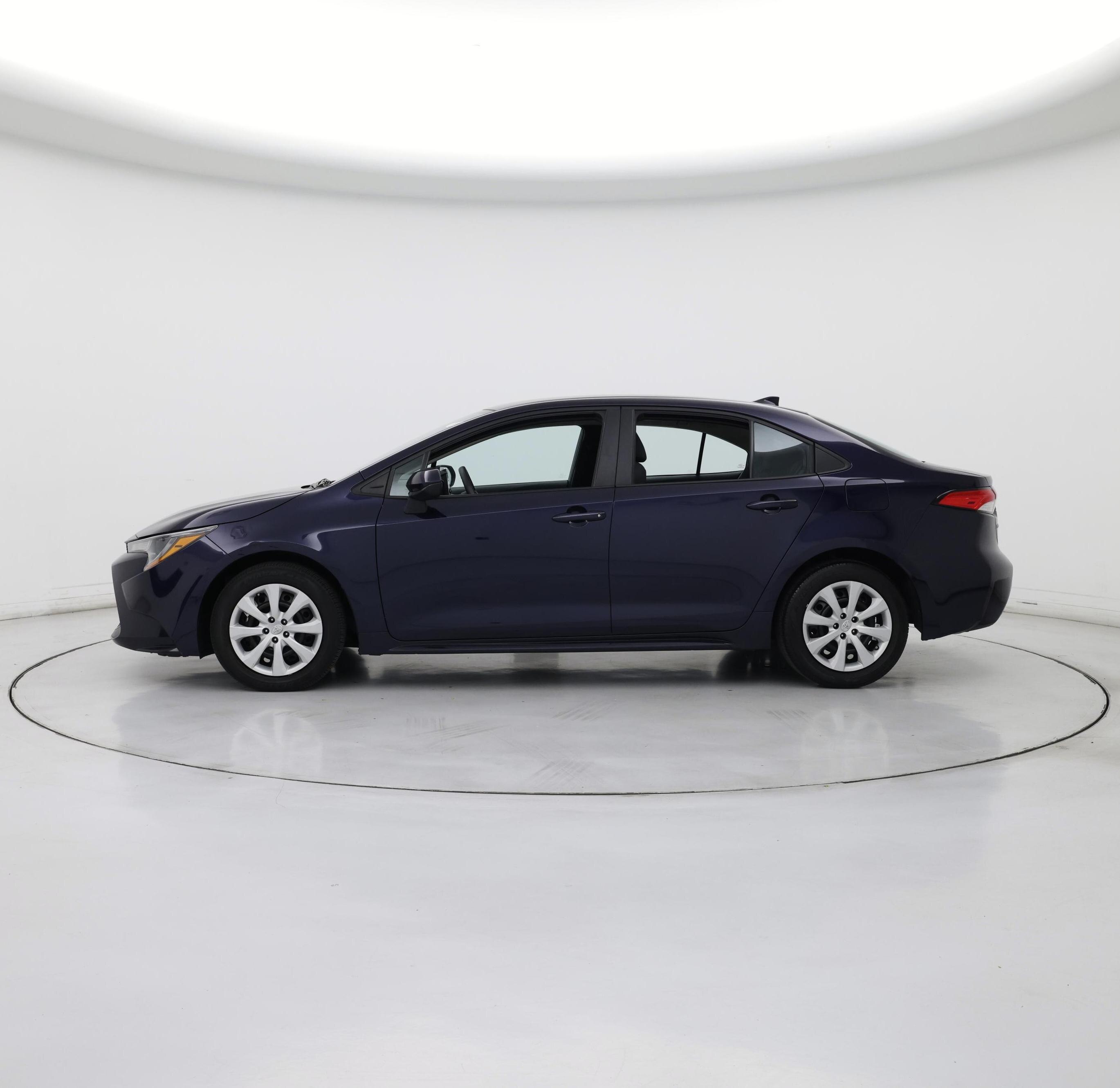 Thumbnail: 2022 Toyota Corolla - 3