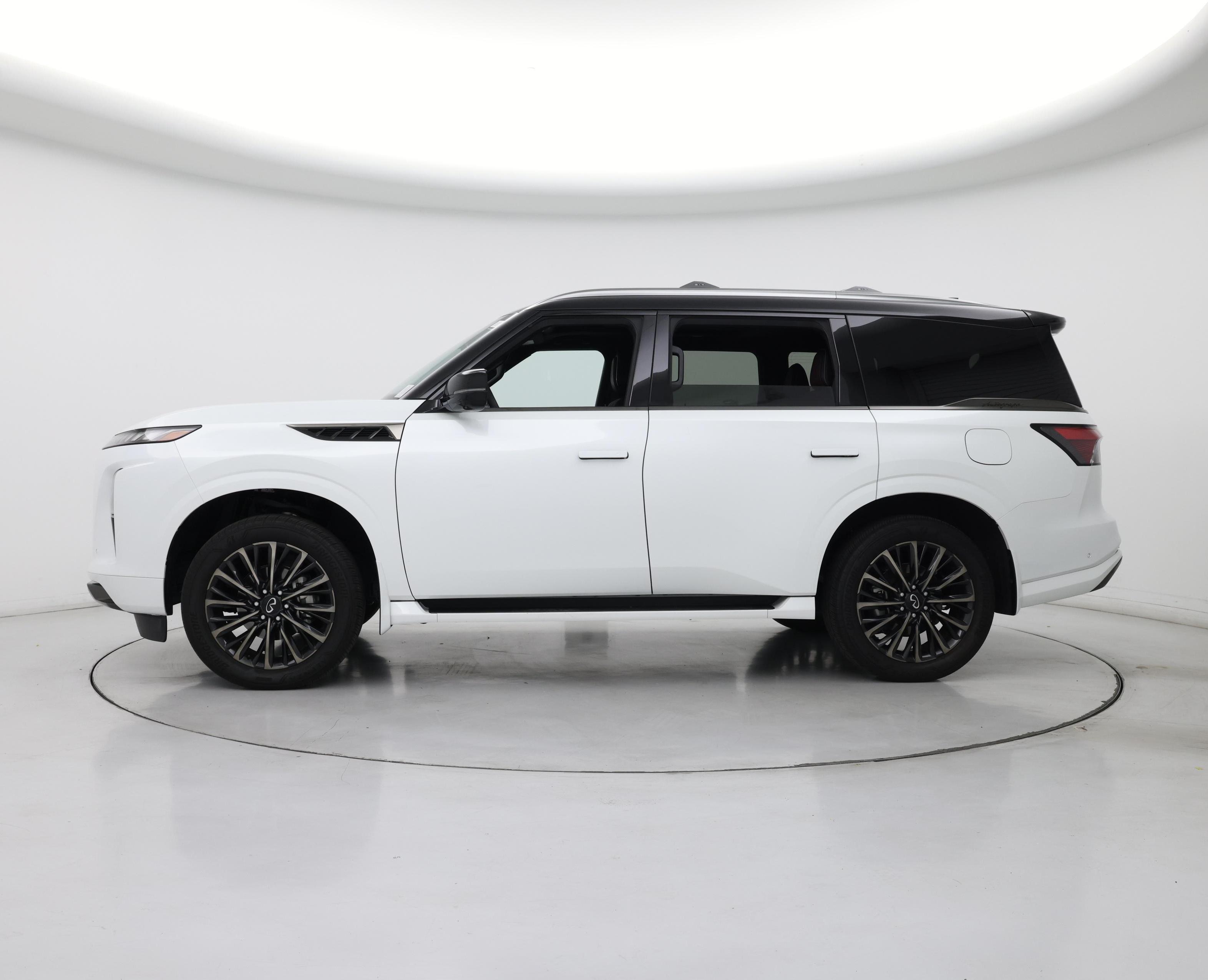 Thumbnail: 2025 INFINITI QX80 - 3