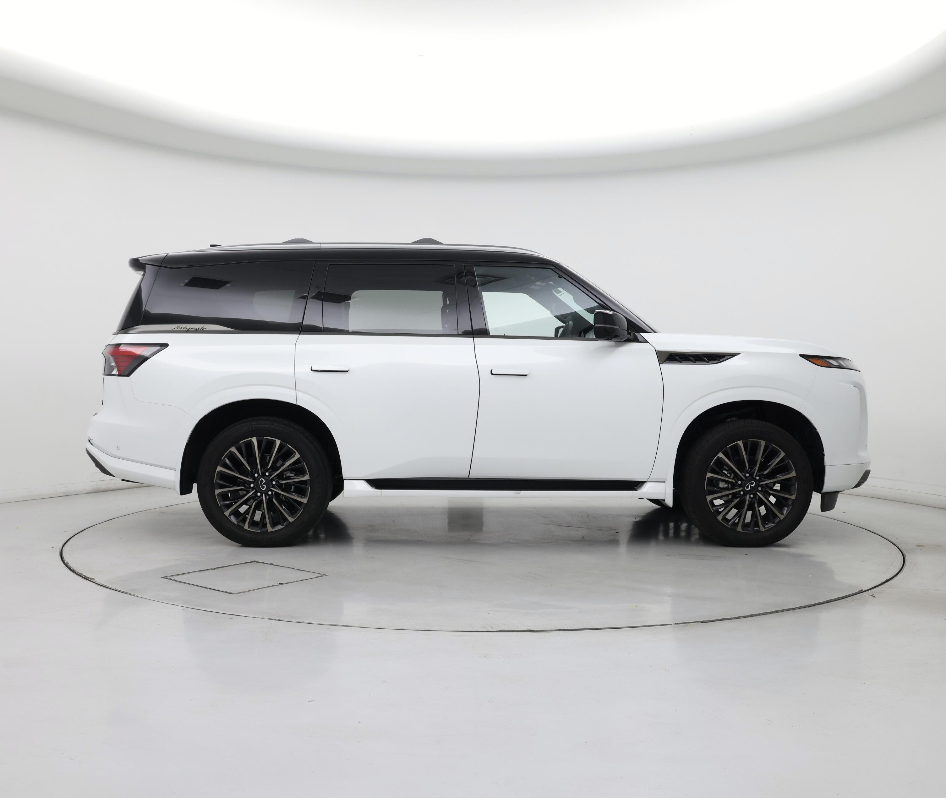 Thumbnail: 2025 INFINITI QX80 - 7