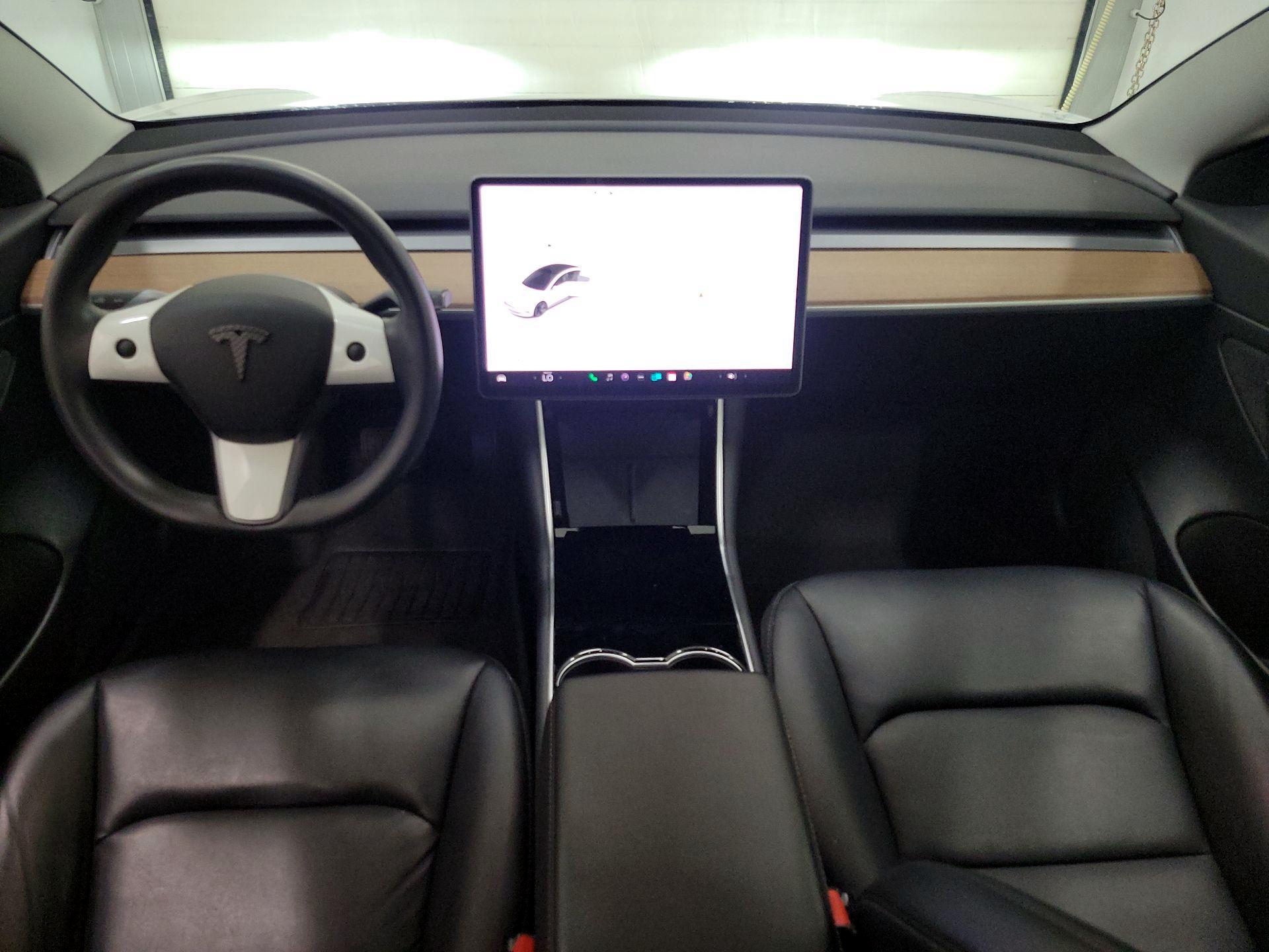 Thumbnail: 2020 Tesla Model 3 - 9