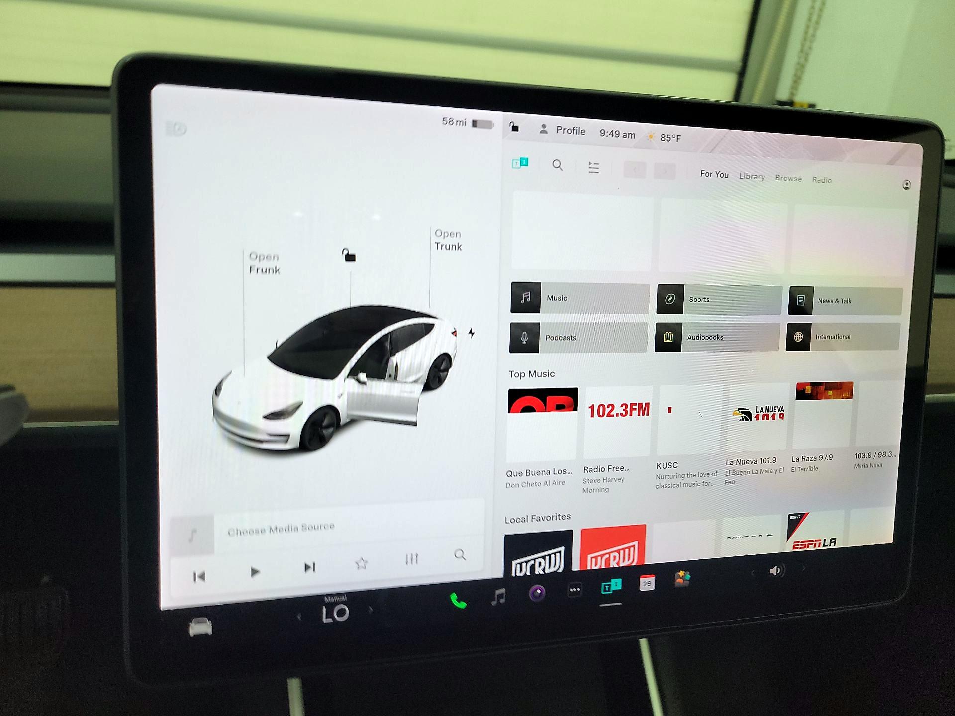 Thumbnail: 2020 Tesla Model 3 - 15