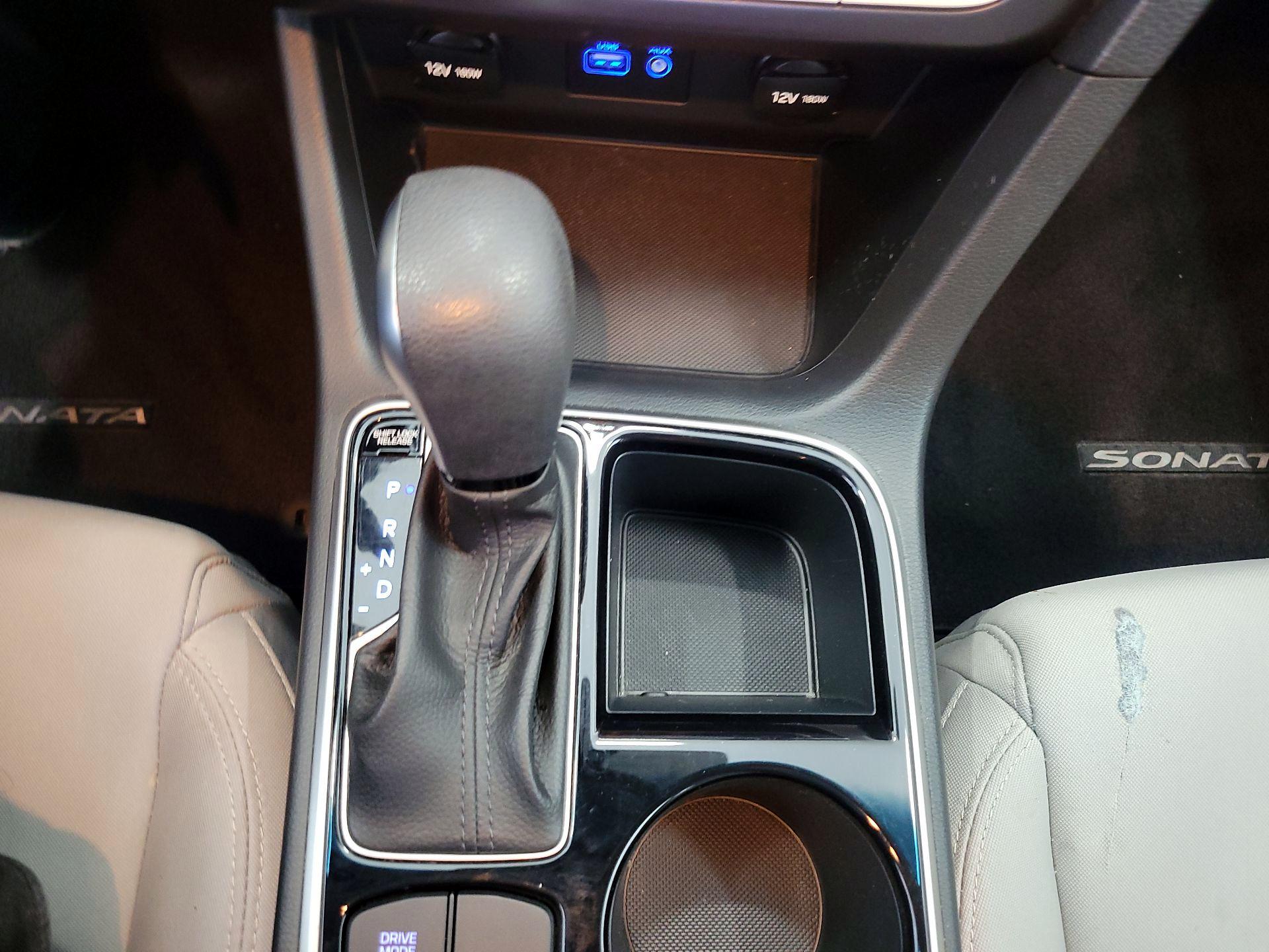 Thumbnail: 2019 Hyundai Sonata - 17