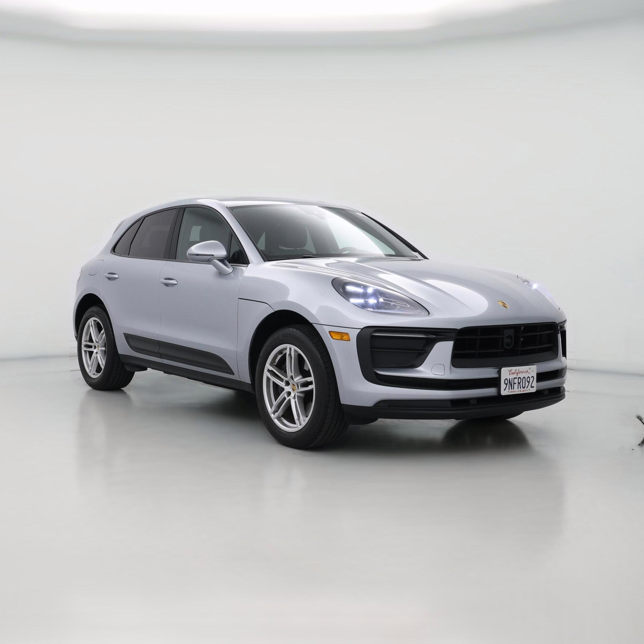 Thumbnail: 2024 Porsche Macan - 1