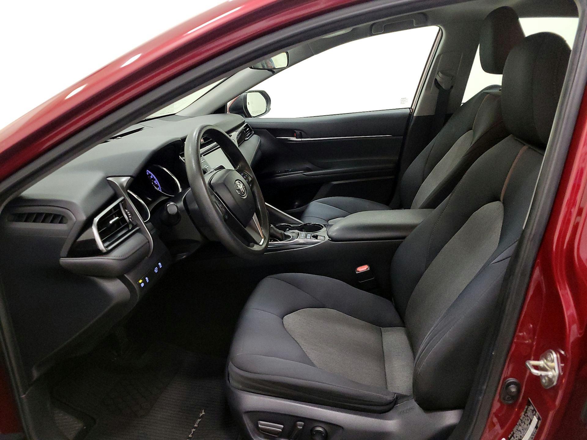 Thumbnail: 2019 Toyota Camry - 11