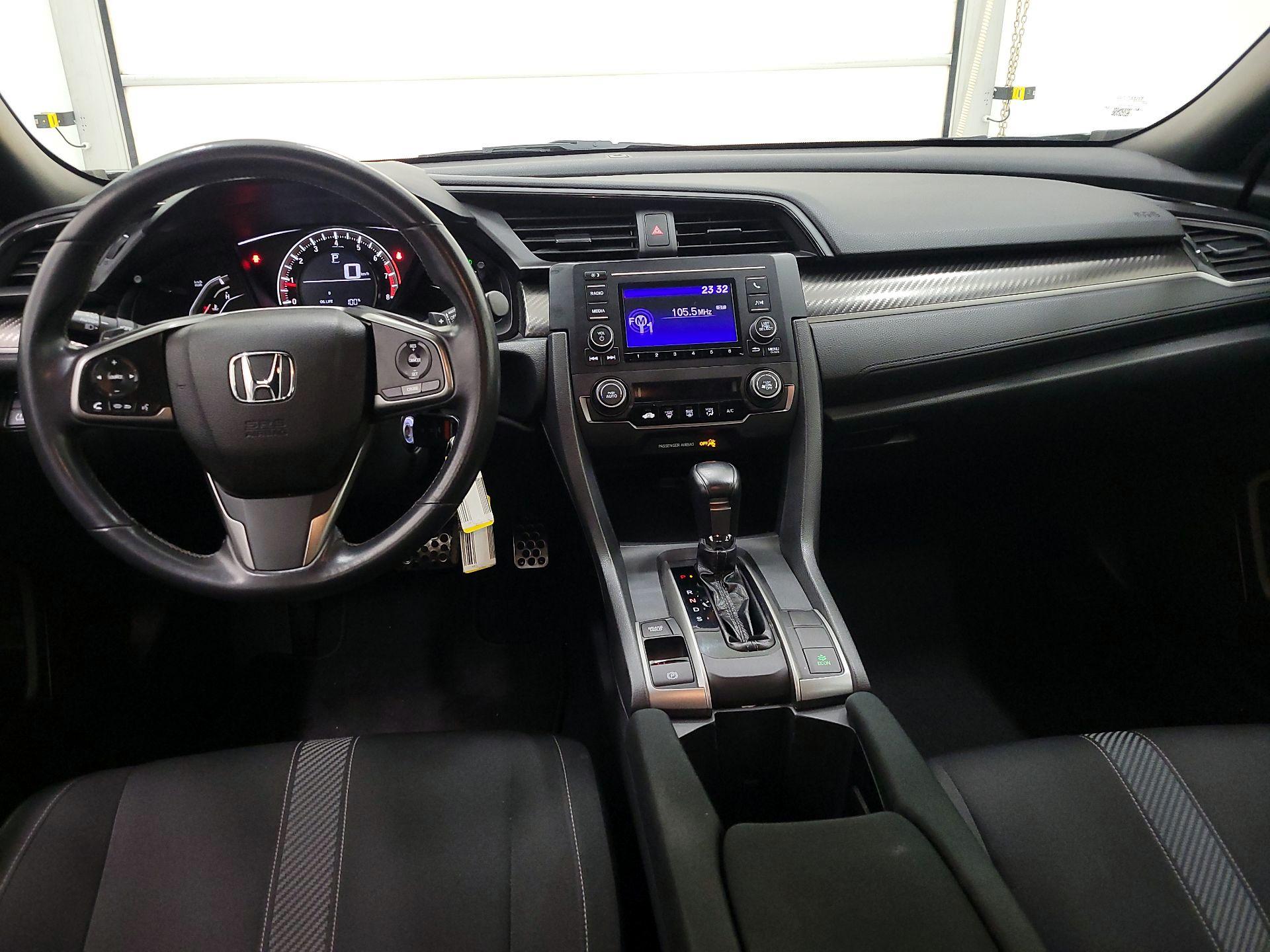 Thumbnail: 2017 Honda Civic - 9