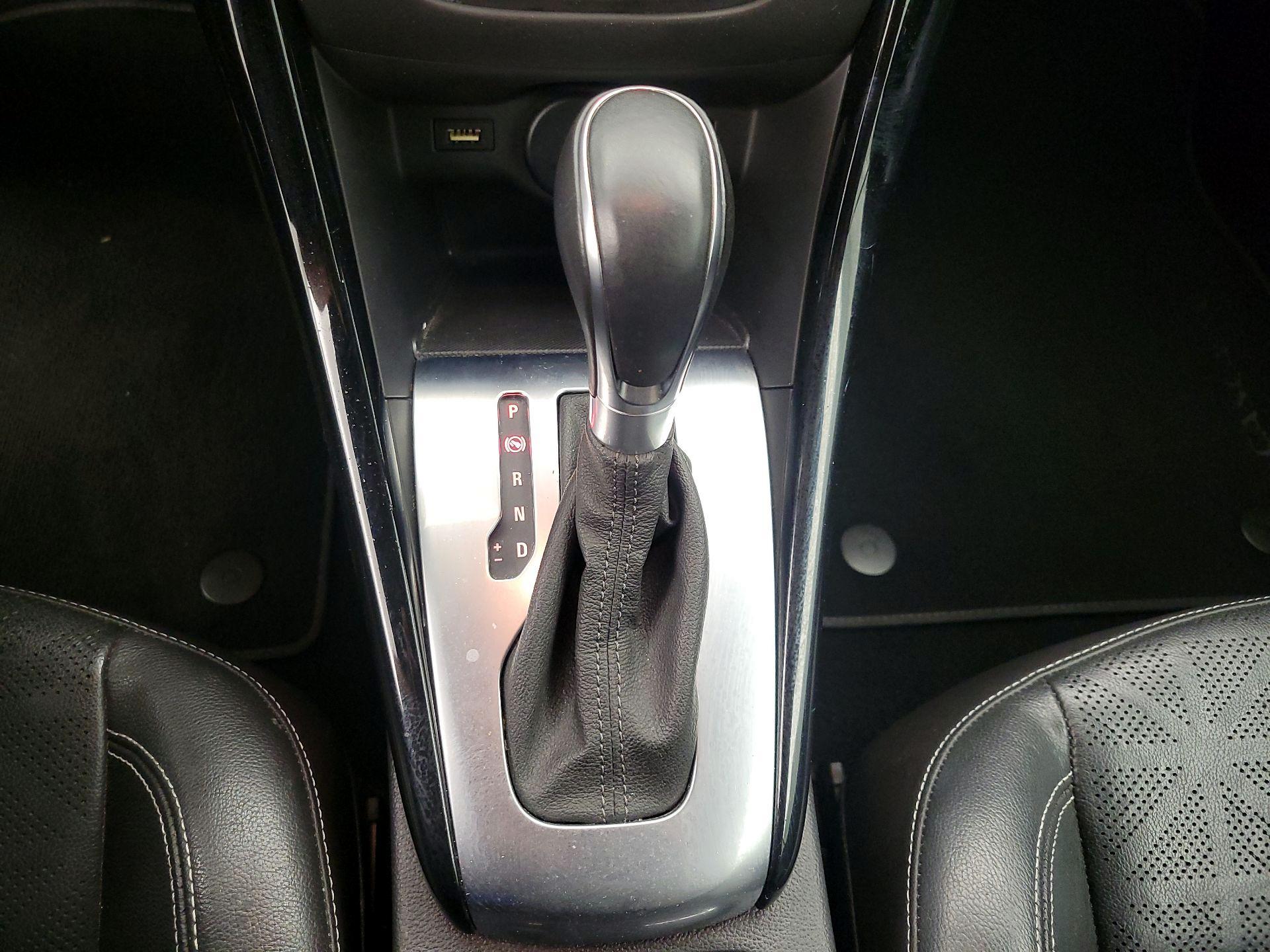 Thumbnail: 2016 Buick Cascada - 17