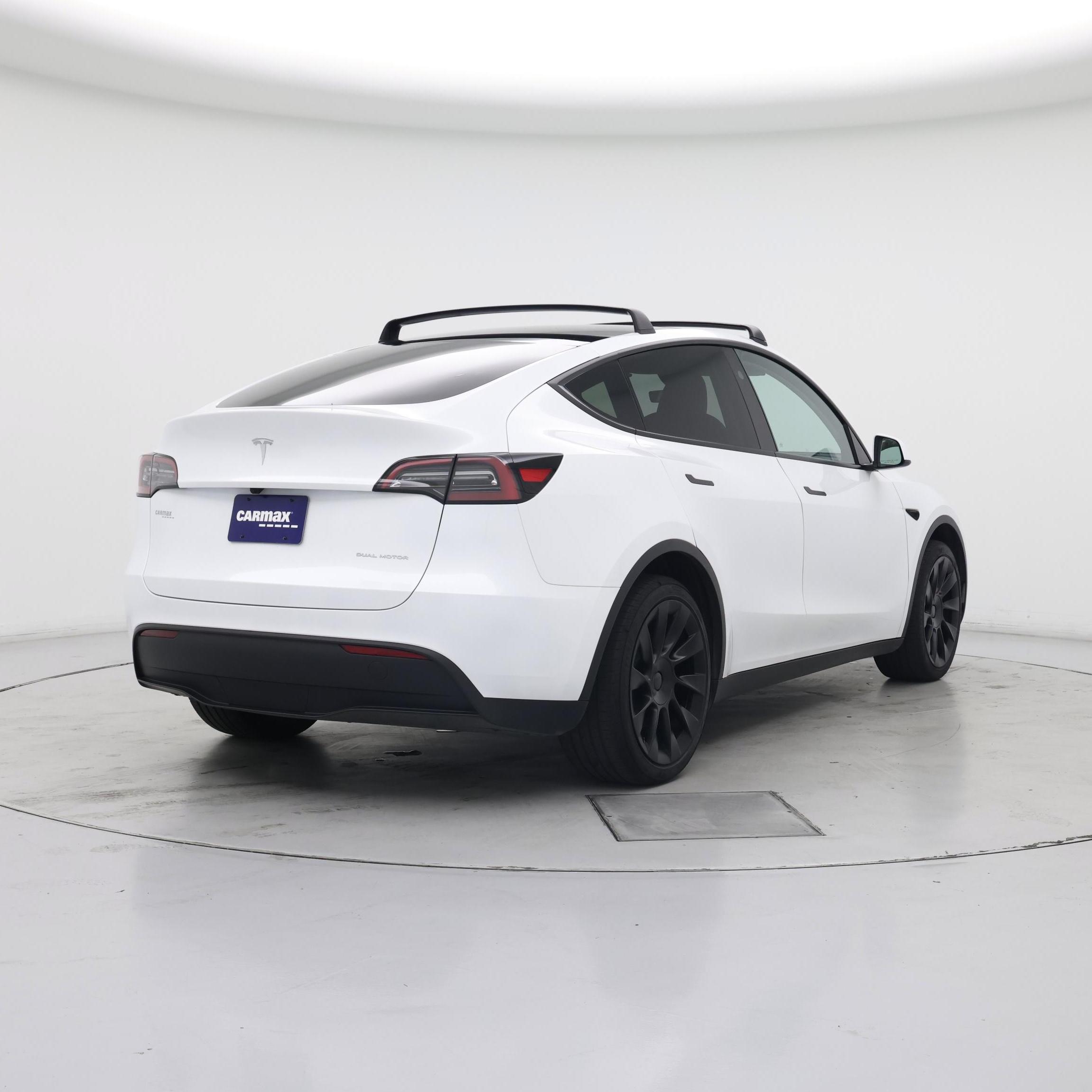 Thumbnail: 2024 Tesla Model Y - 8