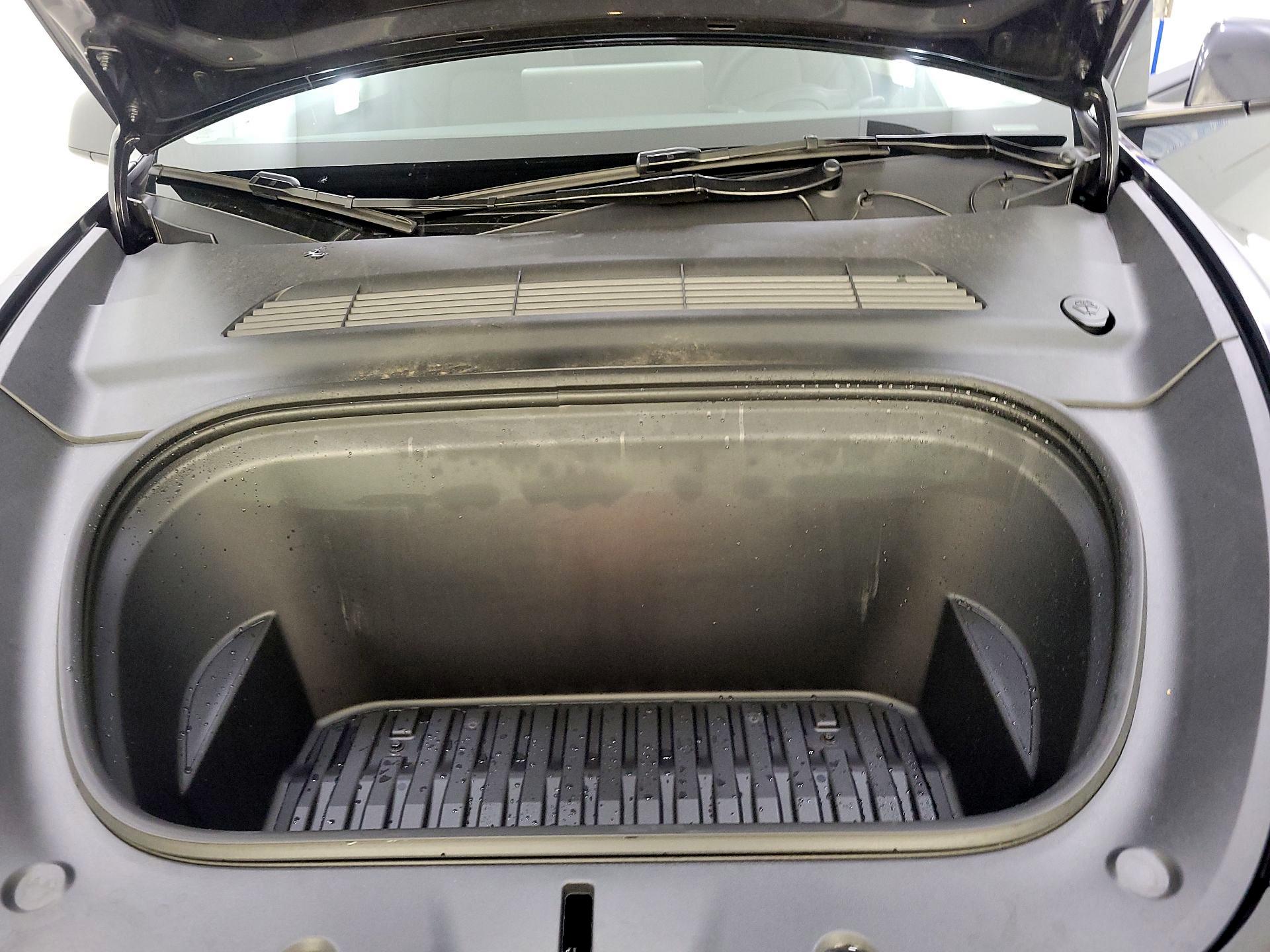 Thumbnail: 2025 Tesla Model Y - 20