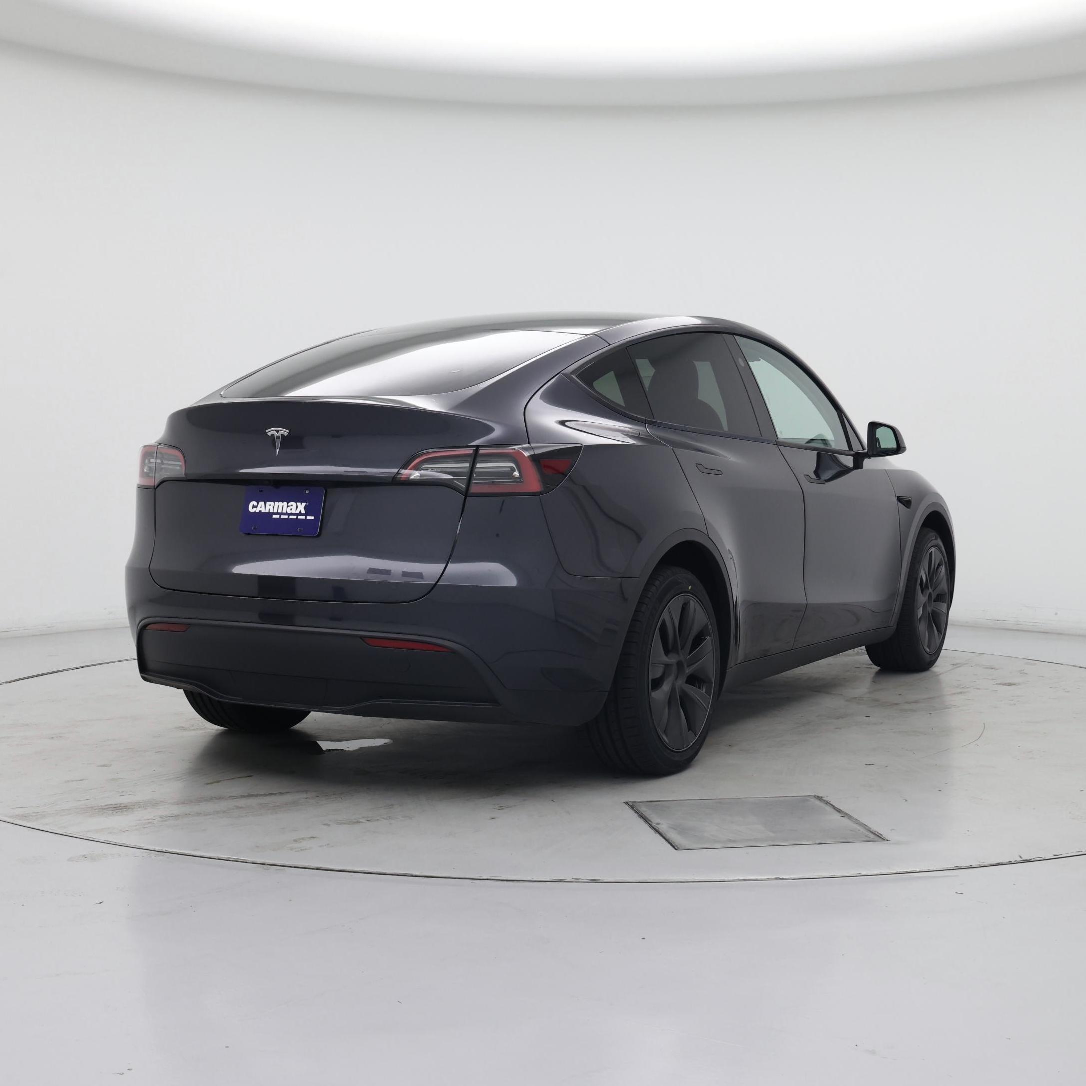 Thumbnail: 2025 Tesla Model Y - 8