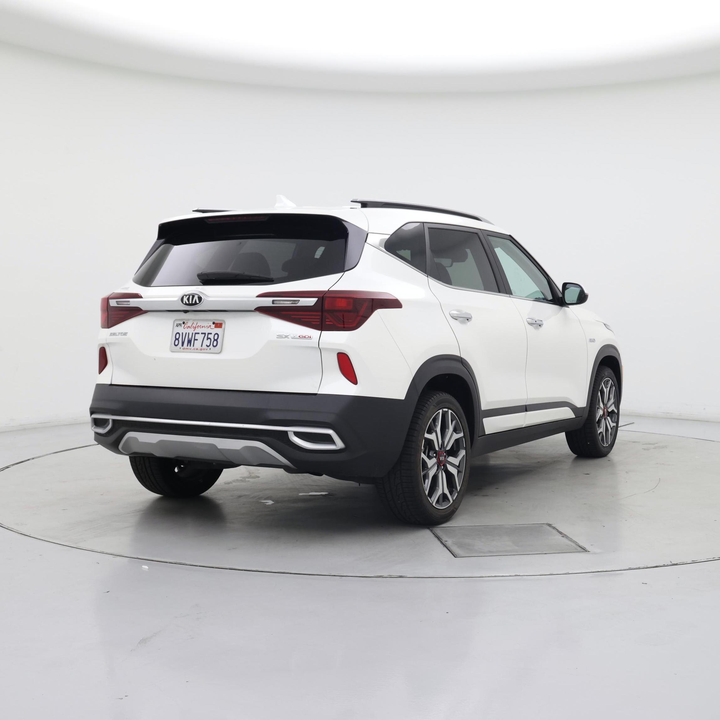 Thumbnail: 2021 Kia Seltos - 8