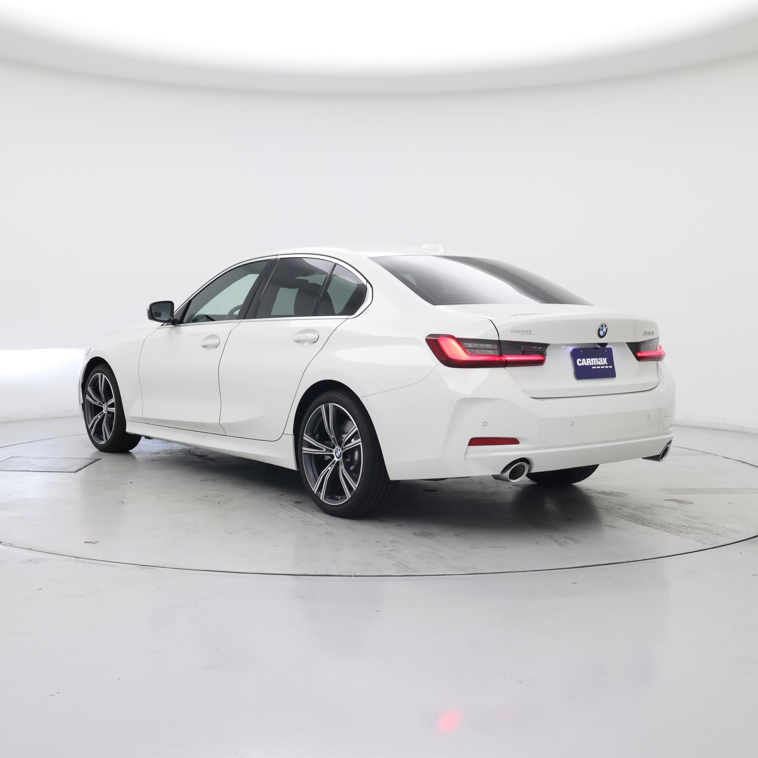 Thumbnail: 2024 BMW 3 Series - 2