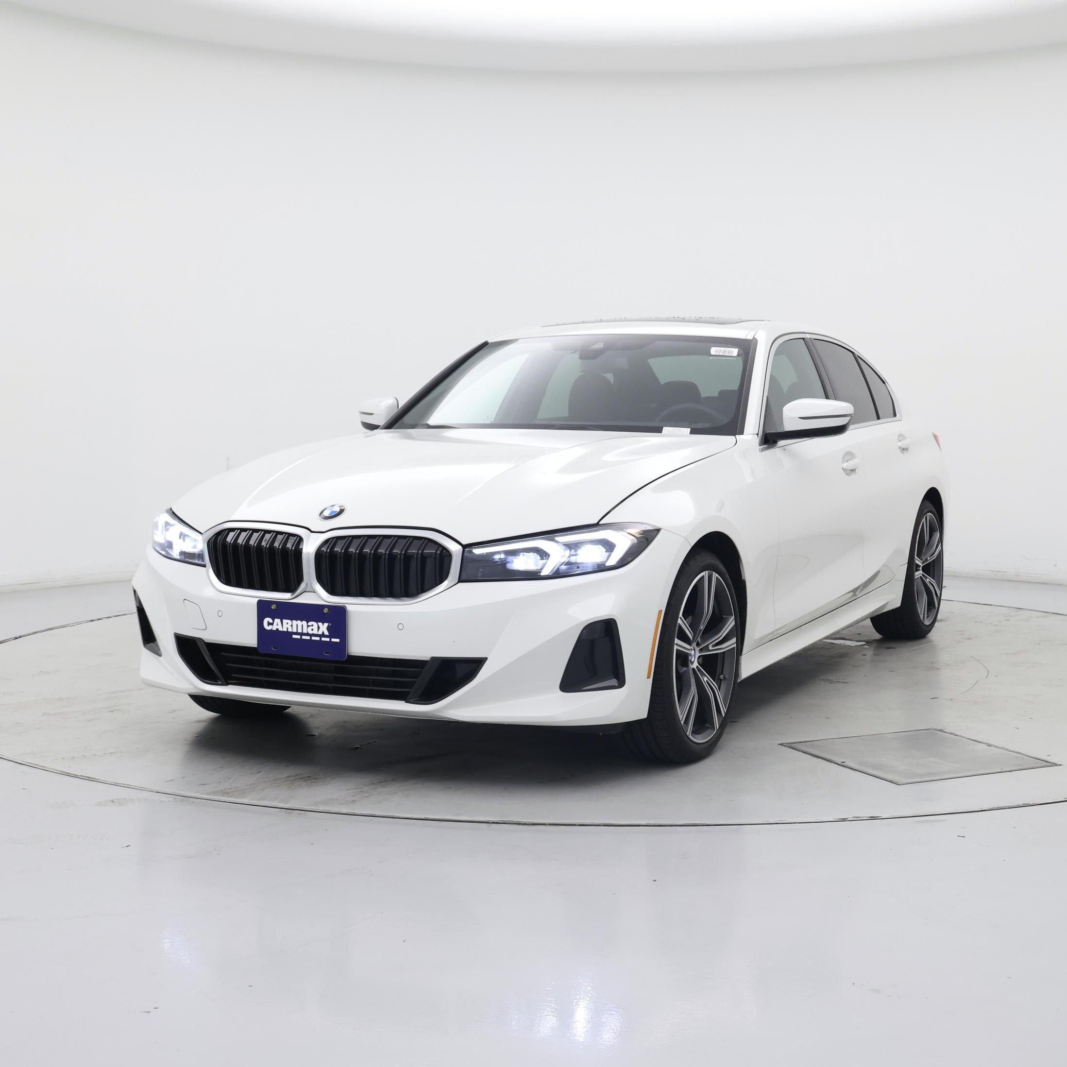 Thumbnail: 2024 BMW 3 Series - 4
