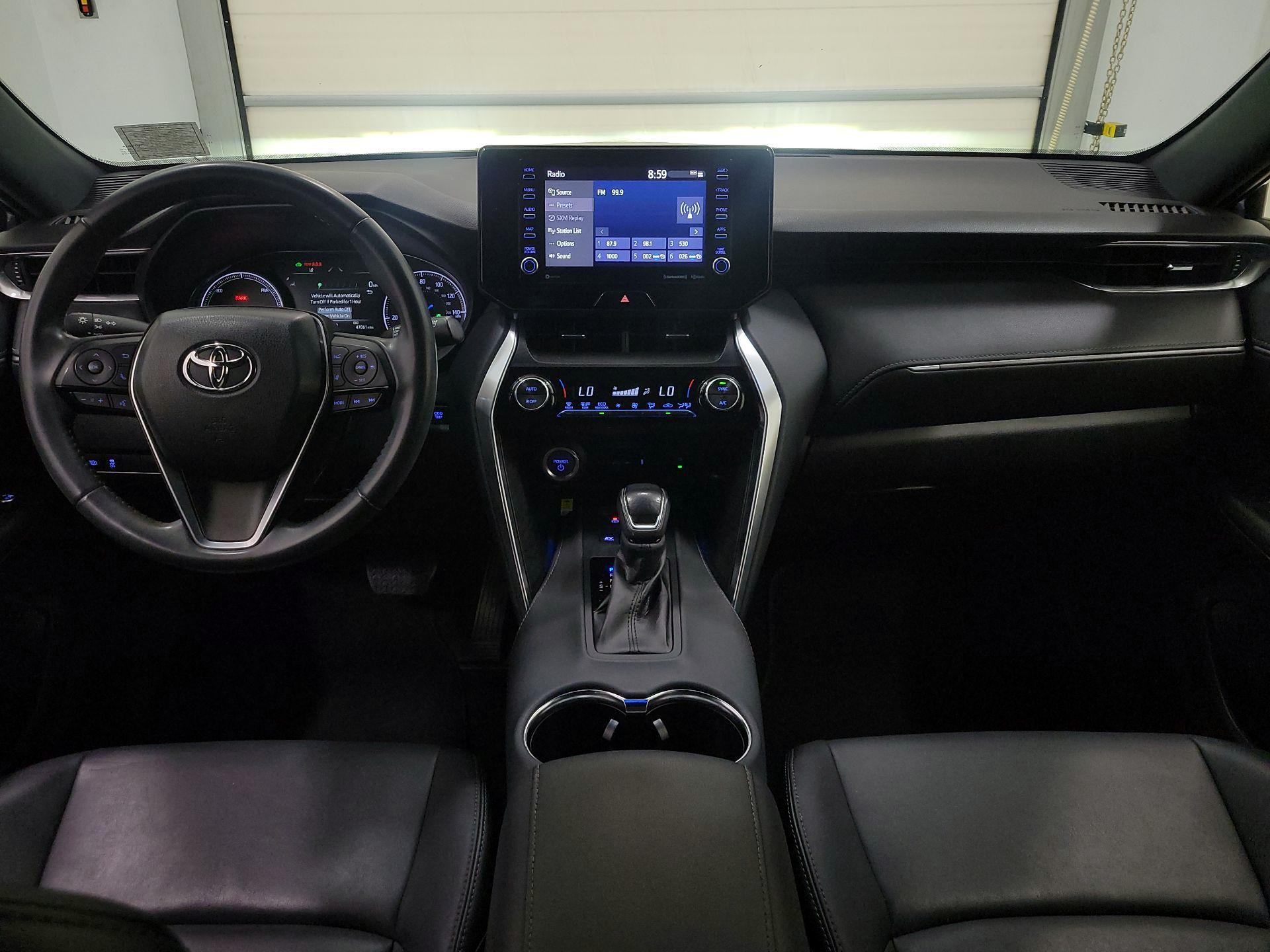 Thumbnail: 2022 Toyota Venza - 9