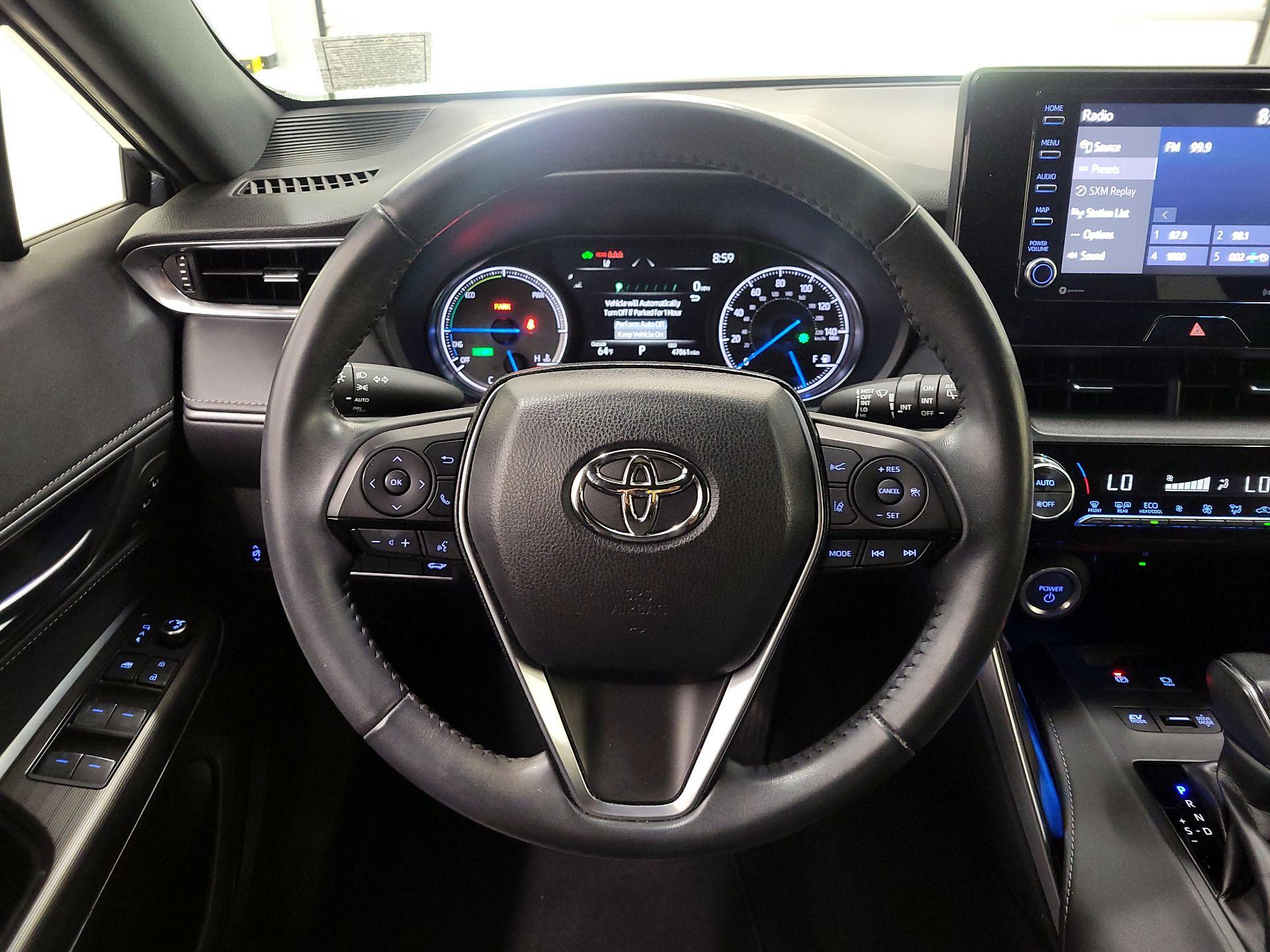 Thumbnail: 2022 Toyota Venza - 10