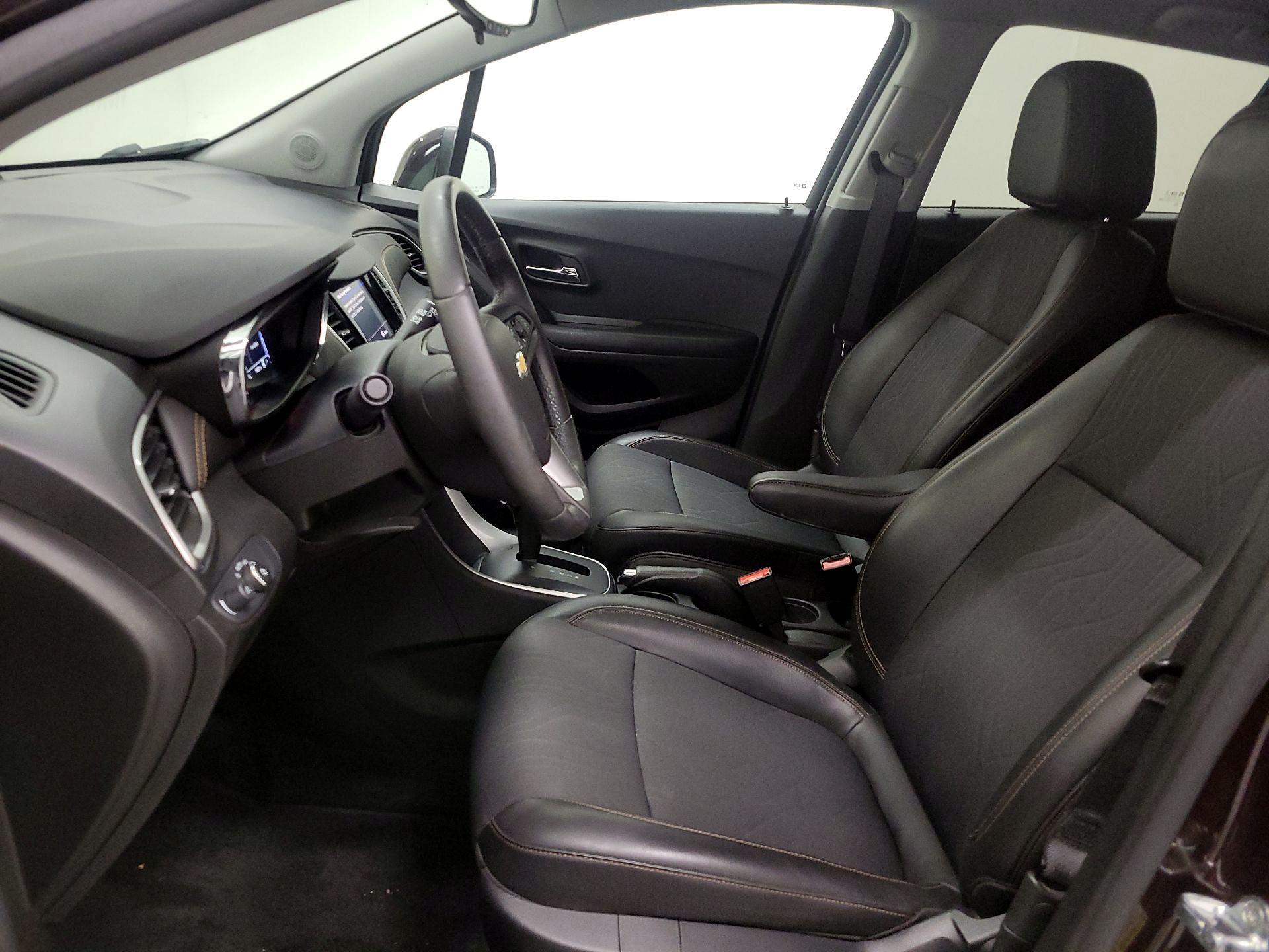 Thumbnail: 2022 Chevrolet Trax - 11