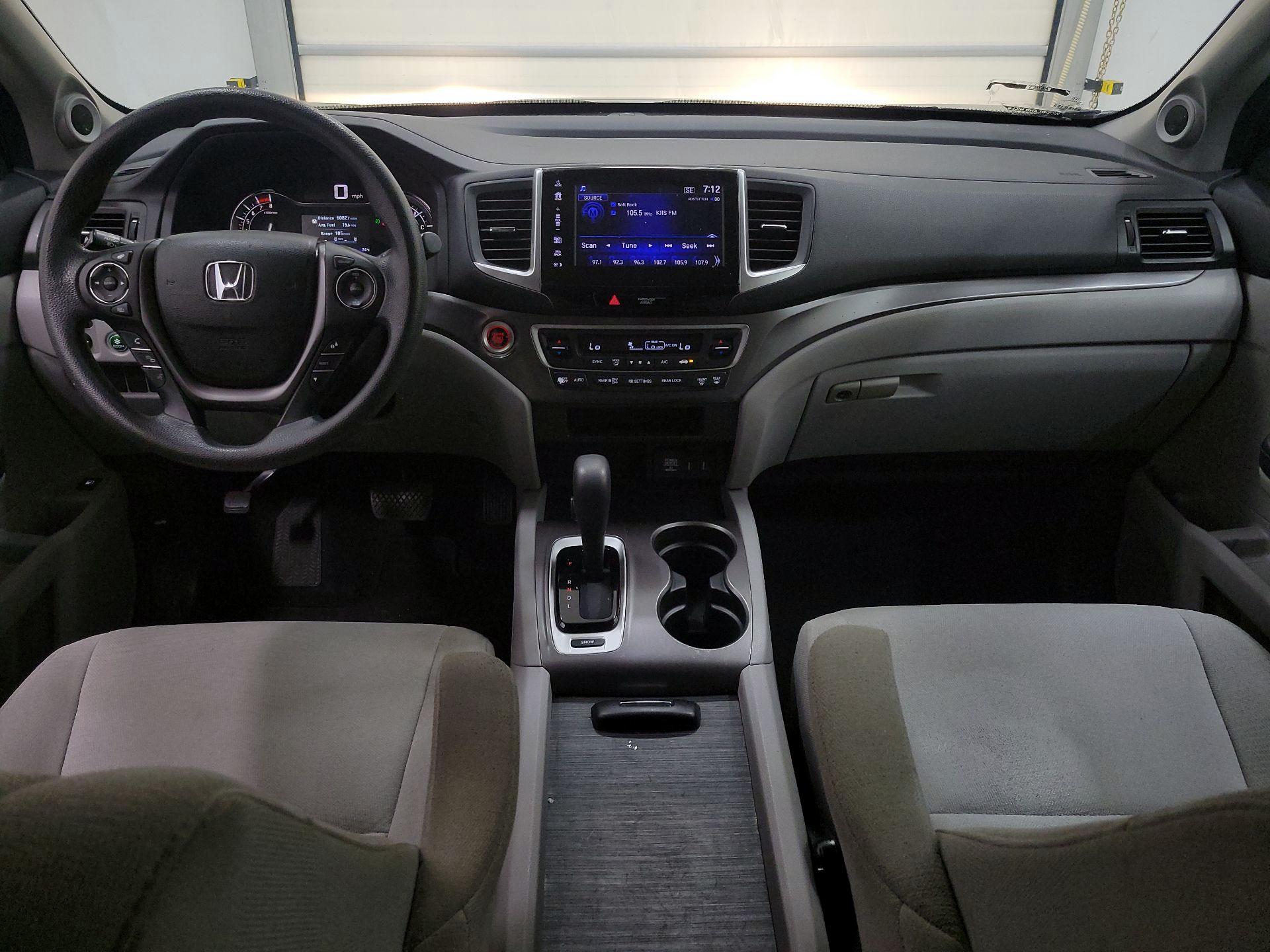 Thumbnail: 2018 Honda Pilot - 9