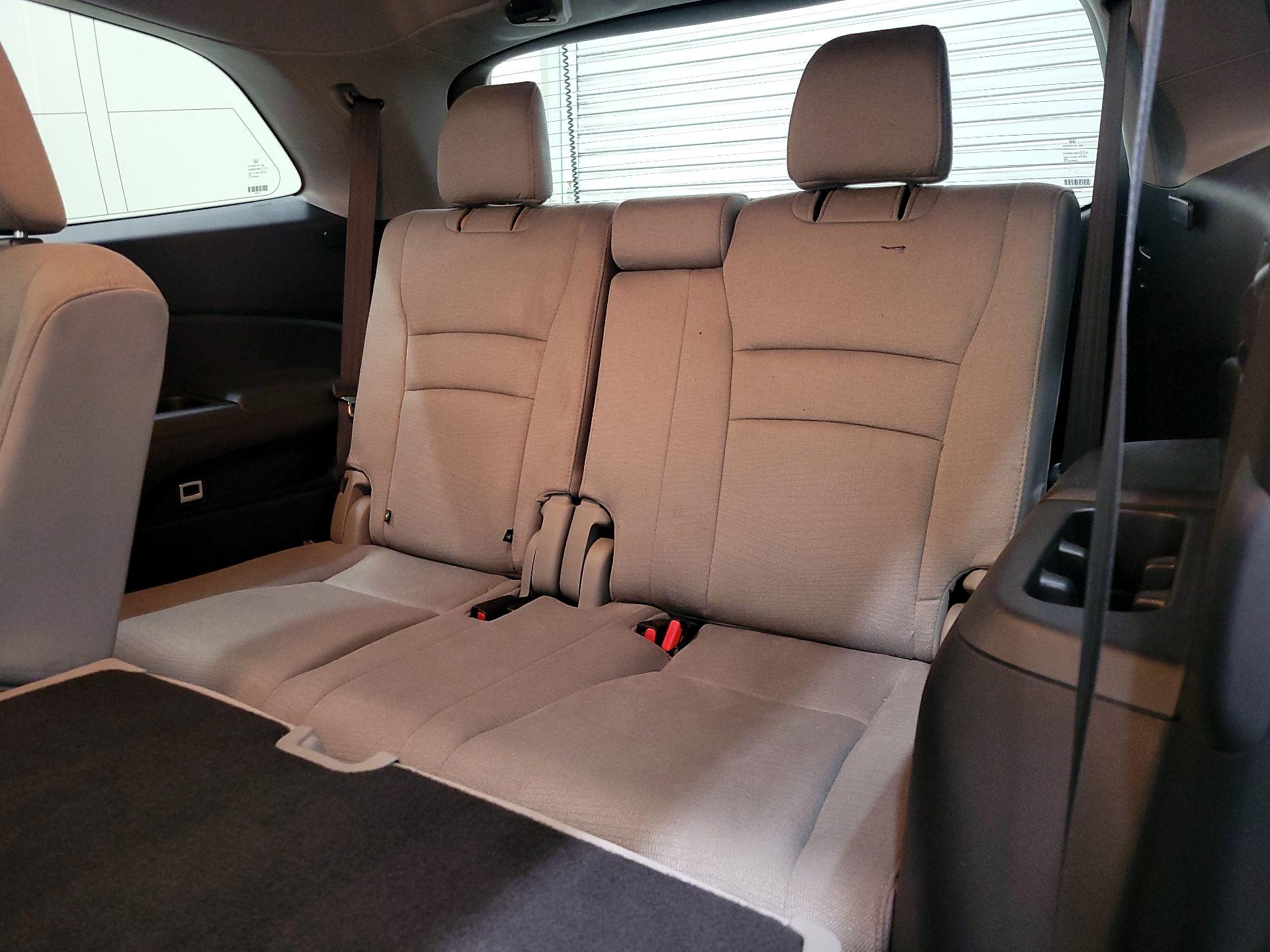 Thumbnail: 2018 Honda Pilot - 20