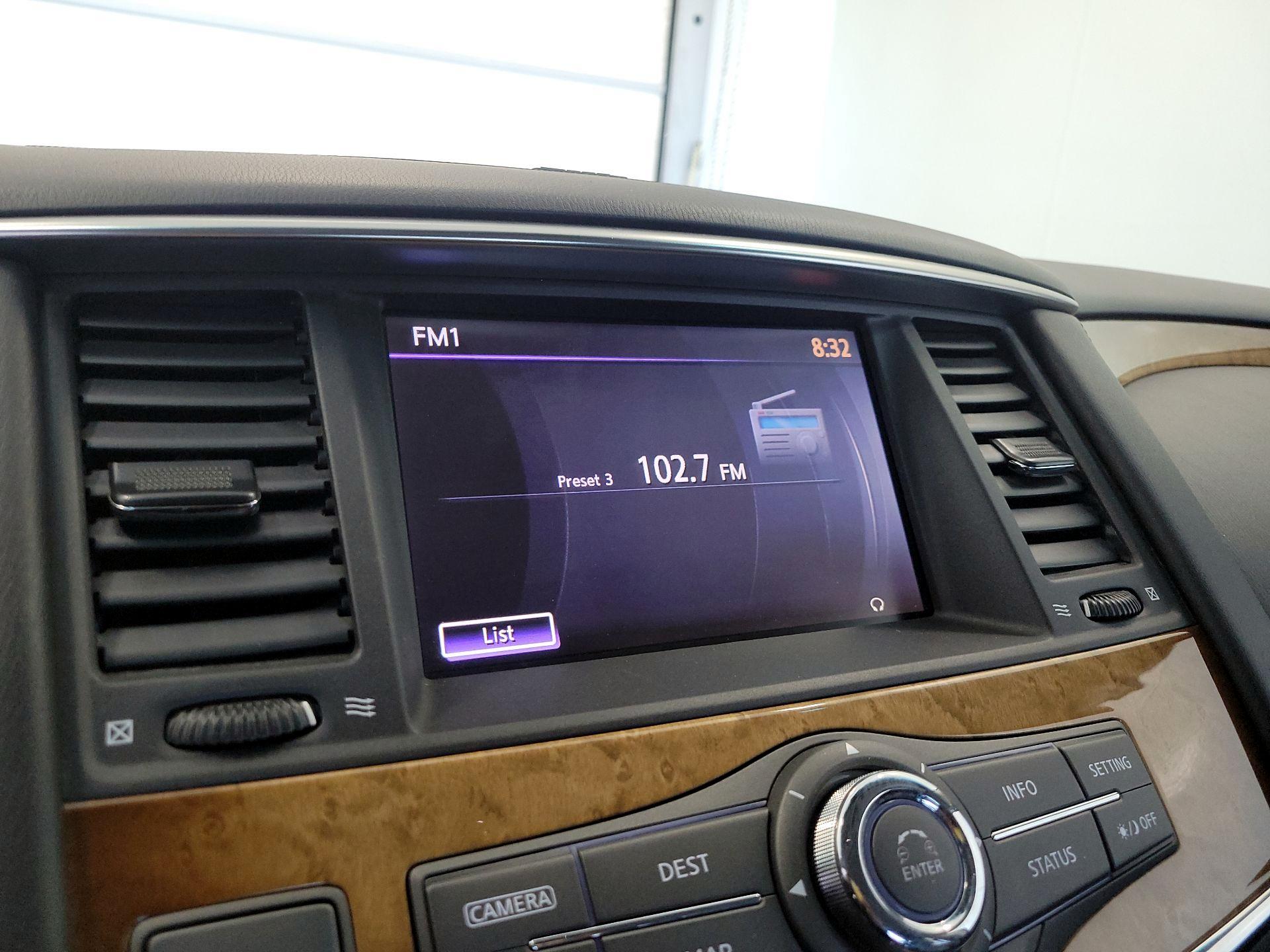 Thumbnail: 2013 INFINITI QX56 - 16