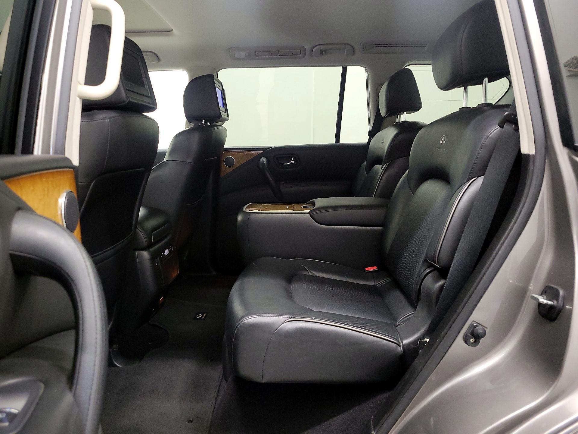 Thumbnail: 2013 INFINITI QX56 - 20