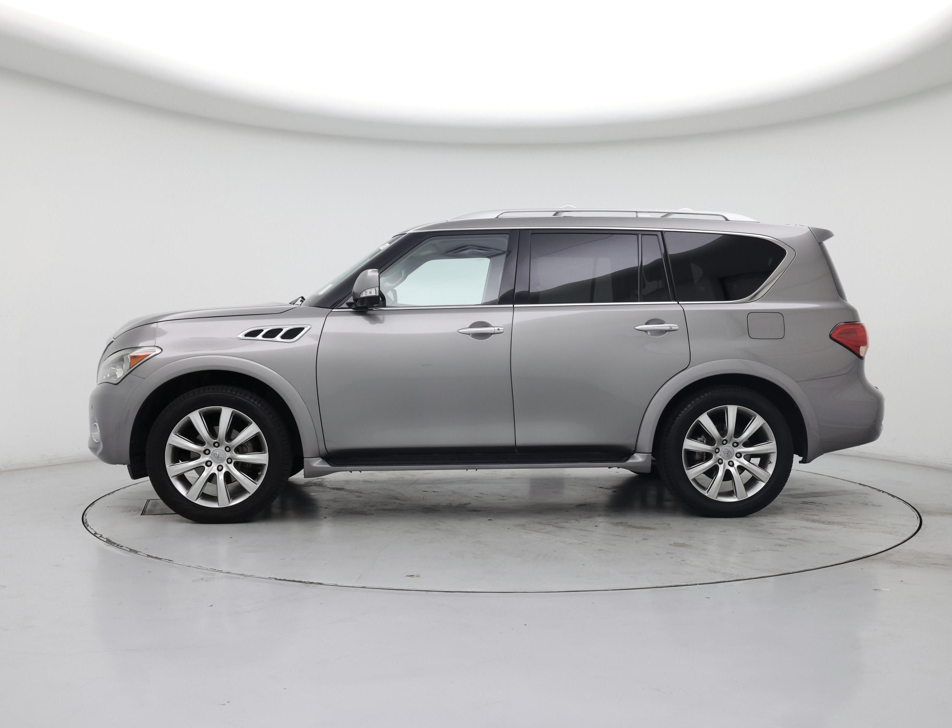 Thumbnail: 2013 INFINITI QX56 - 3