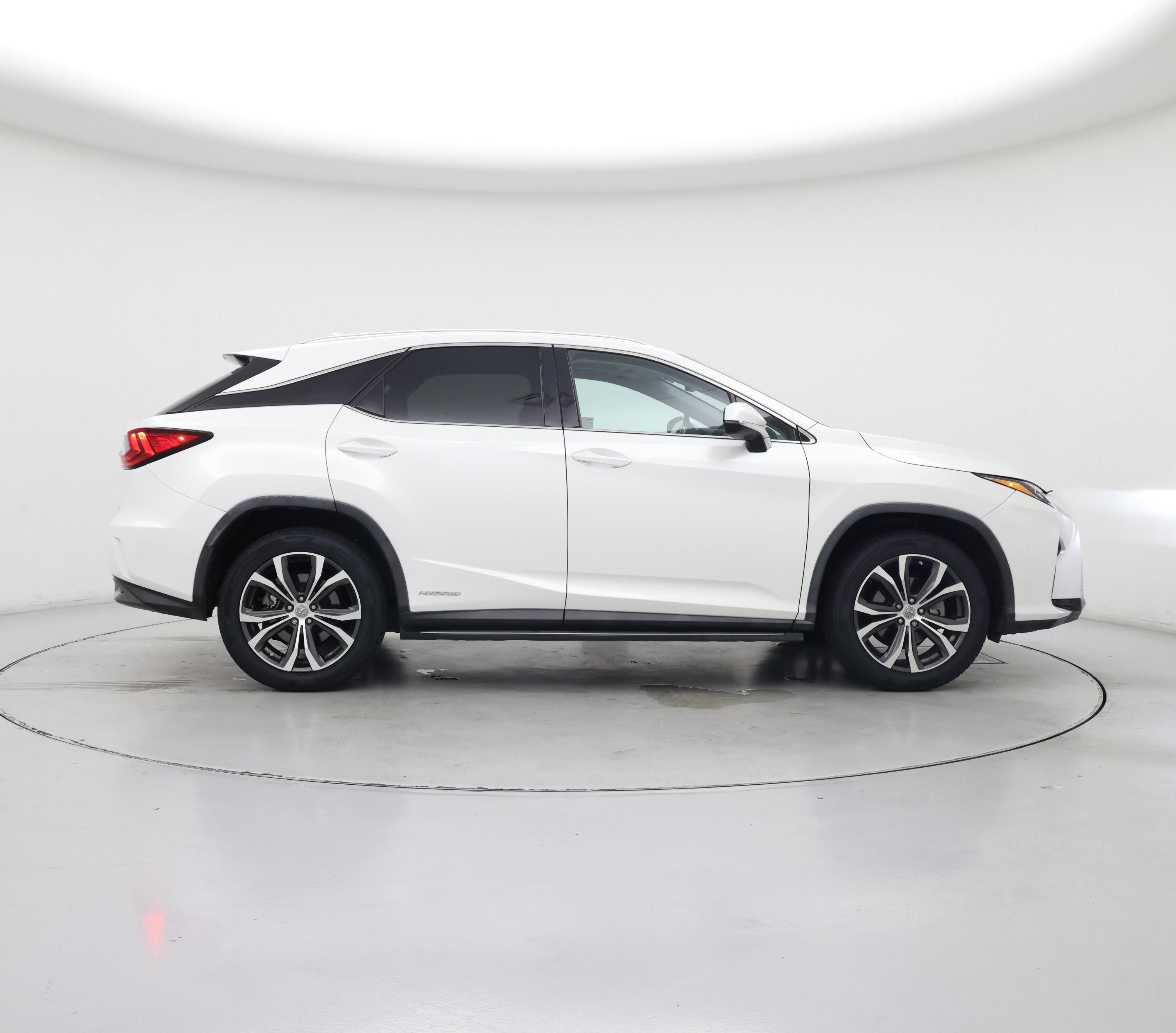 Thumbnail: 2017 Lexus RX - 7
