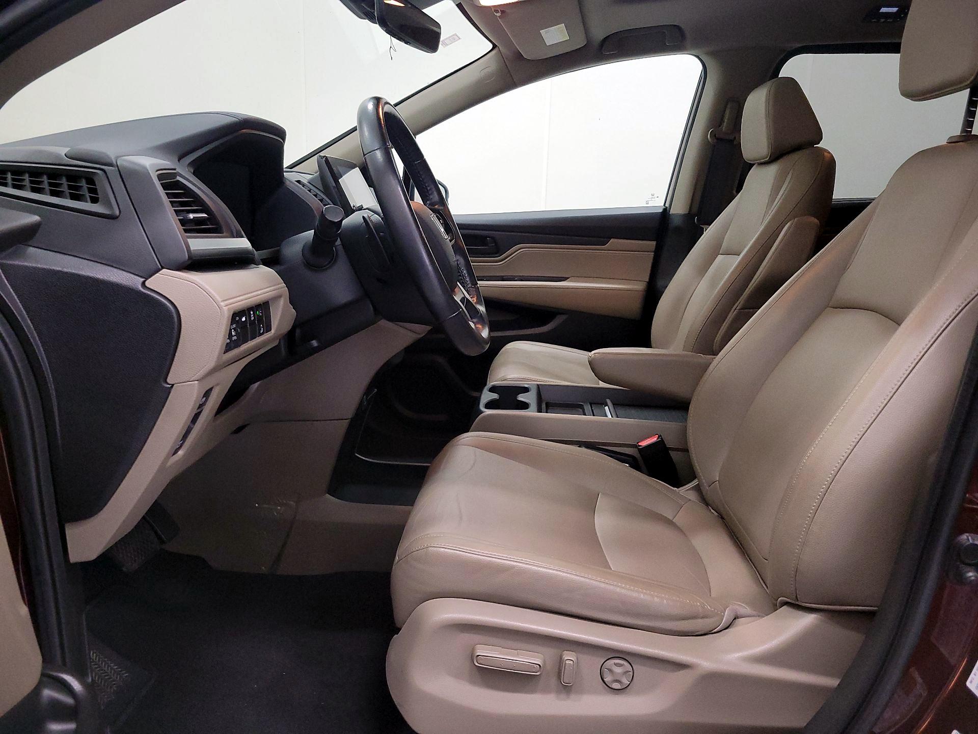 Thumbnail: 2020 Honda Odyssey - 11
