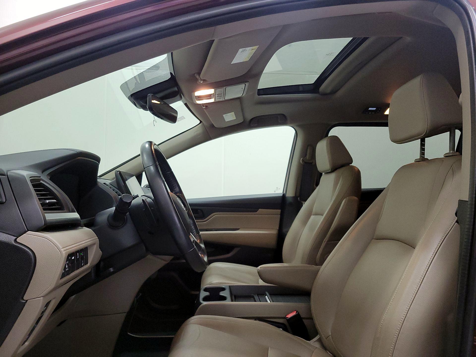 Thumbnail: 2020 Honda Odyssey - 19