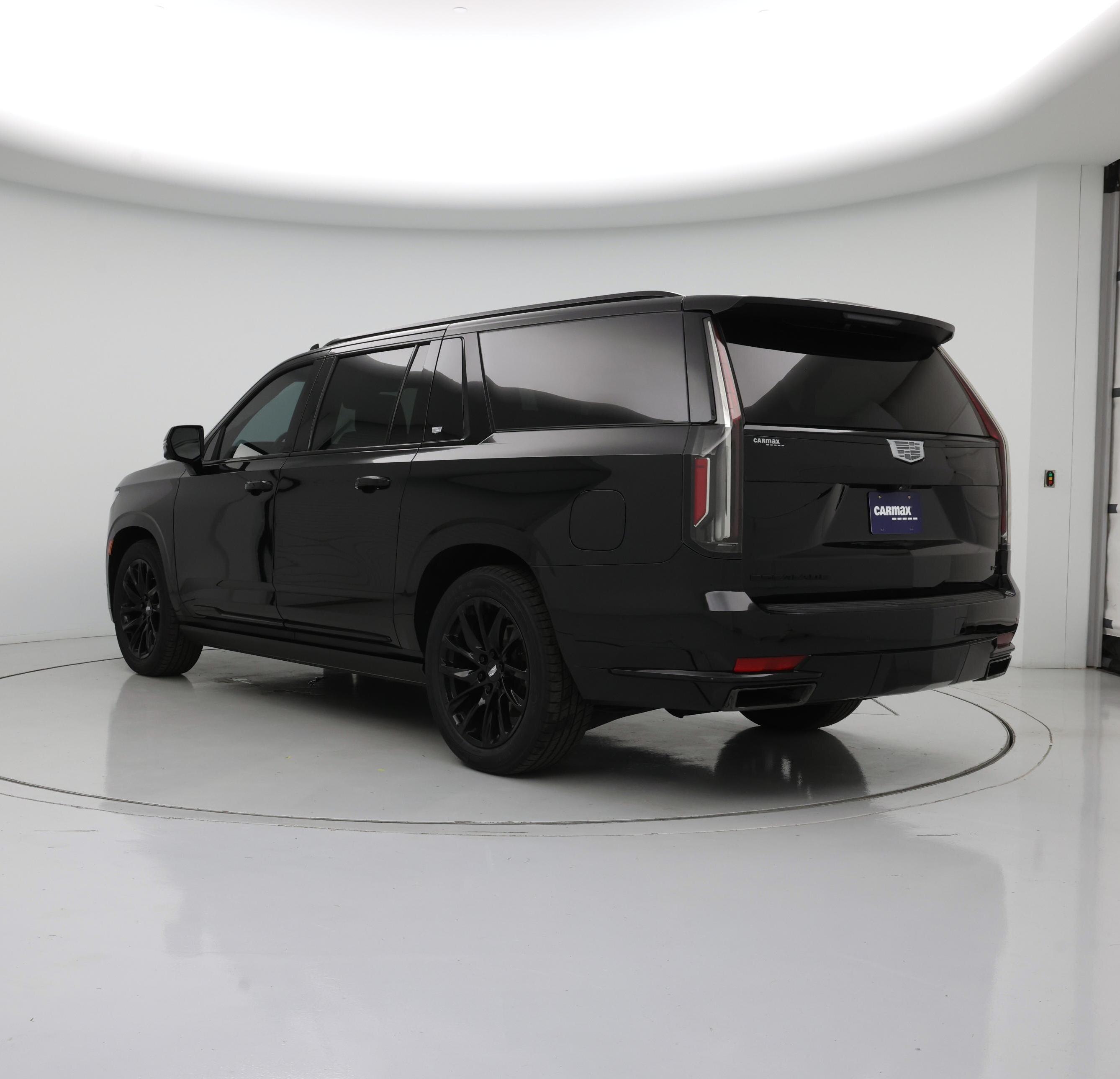 Thumbnail: 2021 Cadillac Escalade - 2
