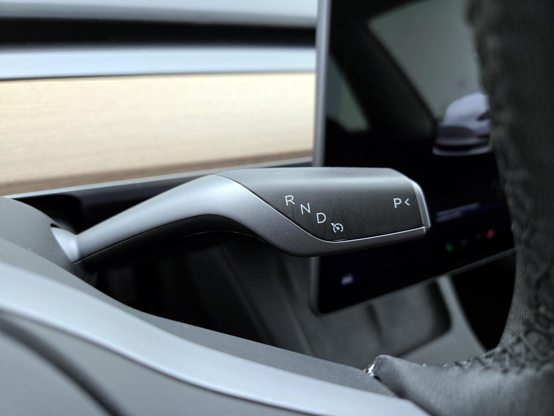 Thumbnail: 2023 Tesla Model 3 - 17