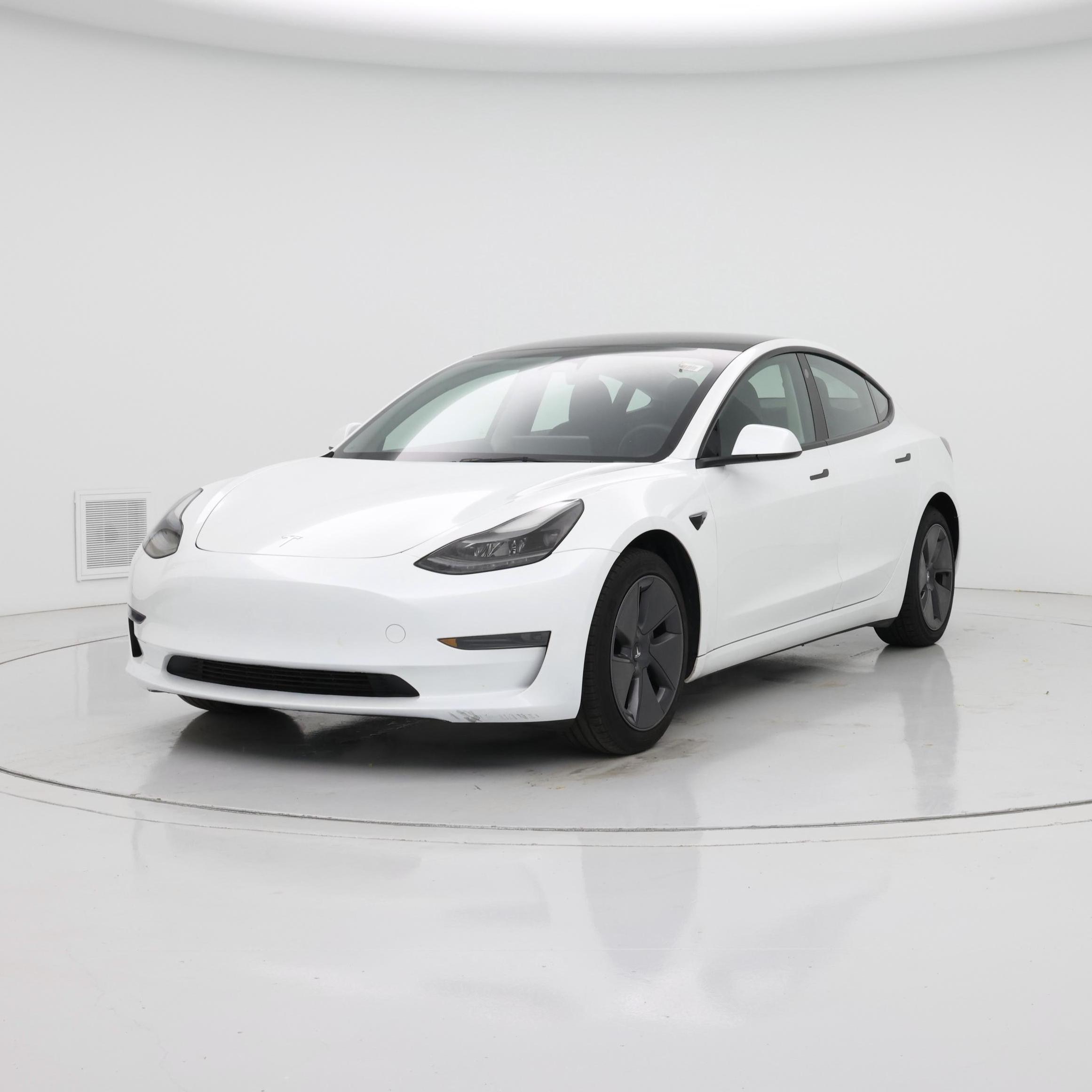 Thumbnail: 2023 Tesla Model 3 - 4