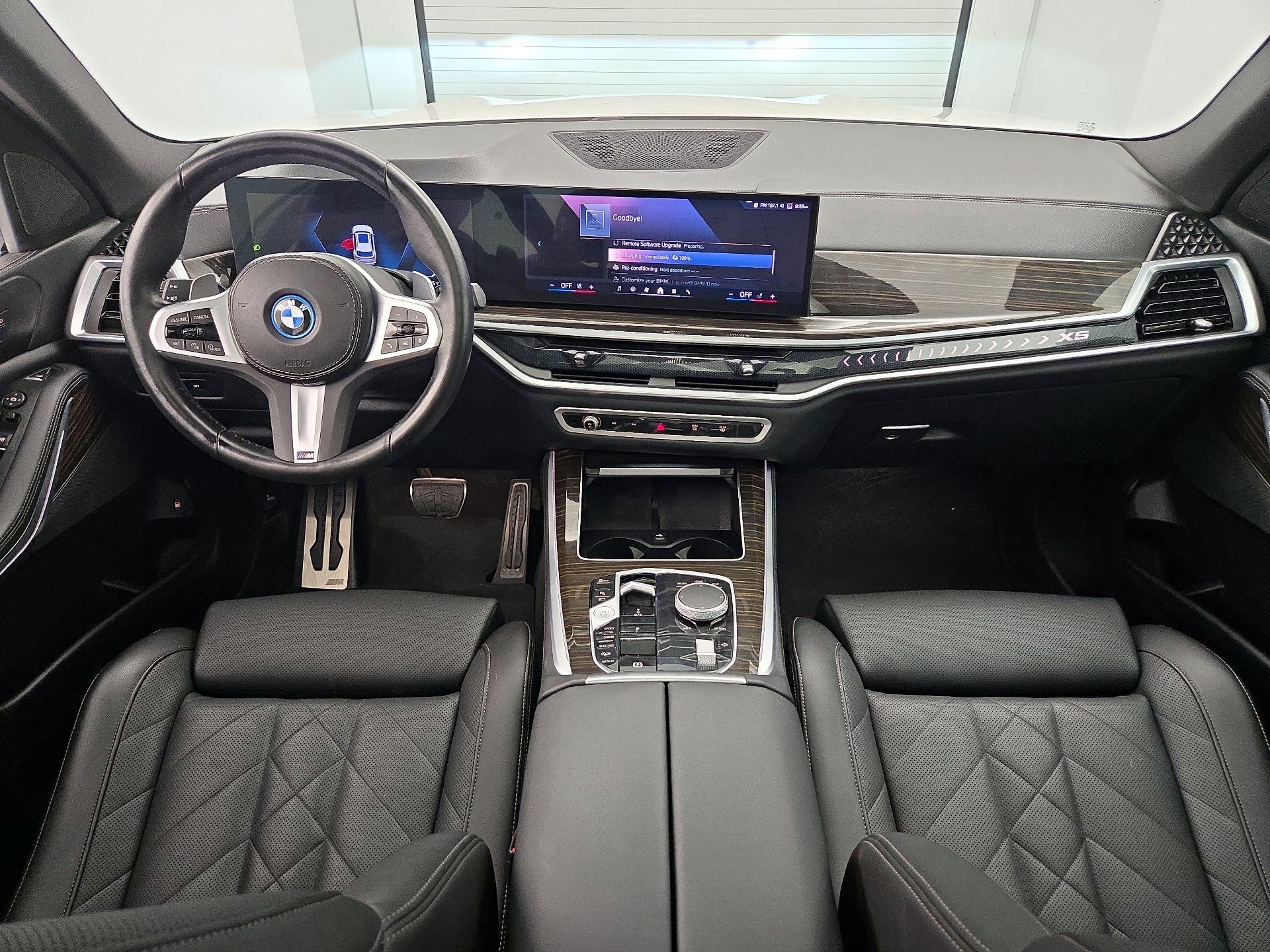 Thumbnail: 2024 BMW X5 - 9
