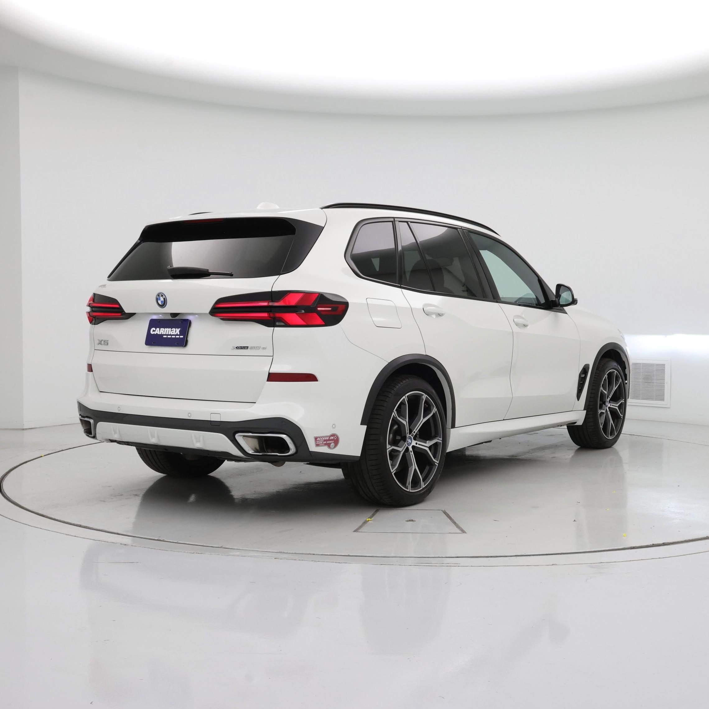 Thumbnail: 2024 BMW X5 - 8