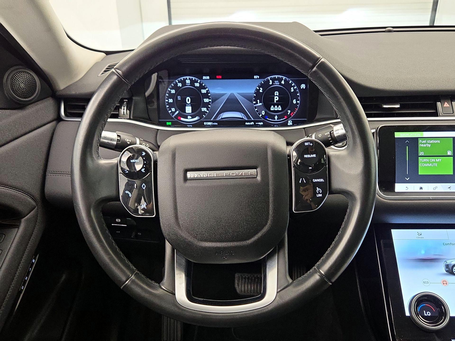 Thumbnail: 2020 Land Rover Range Rover Evoque - 10