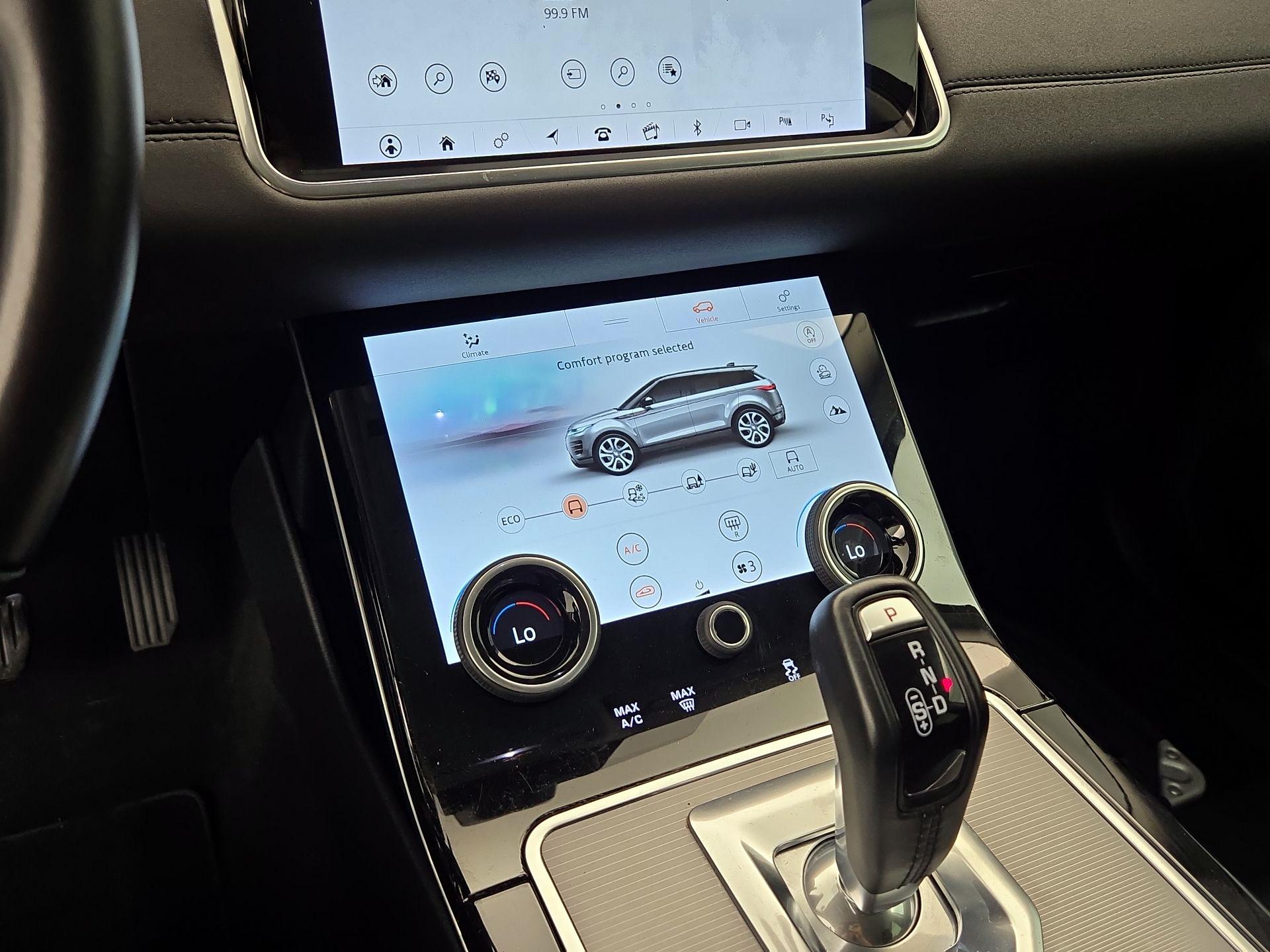 Thumbnail: 2020 Land Rover Range Rover Evoque - 17